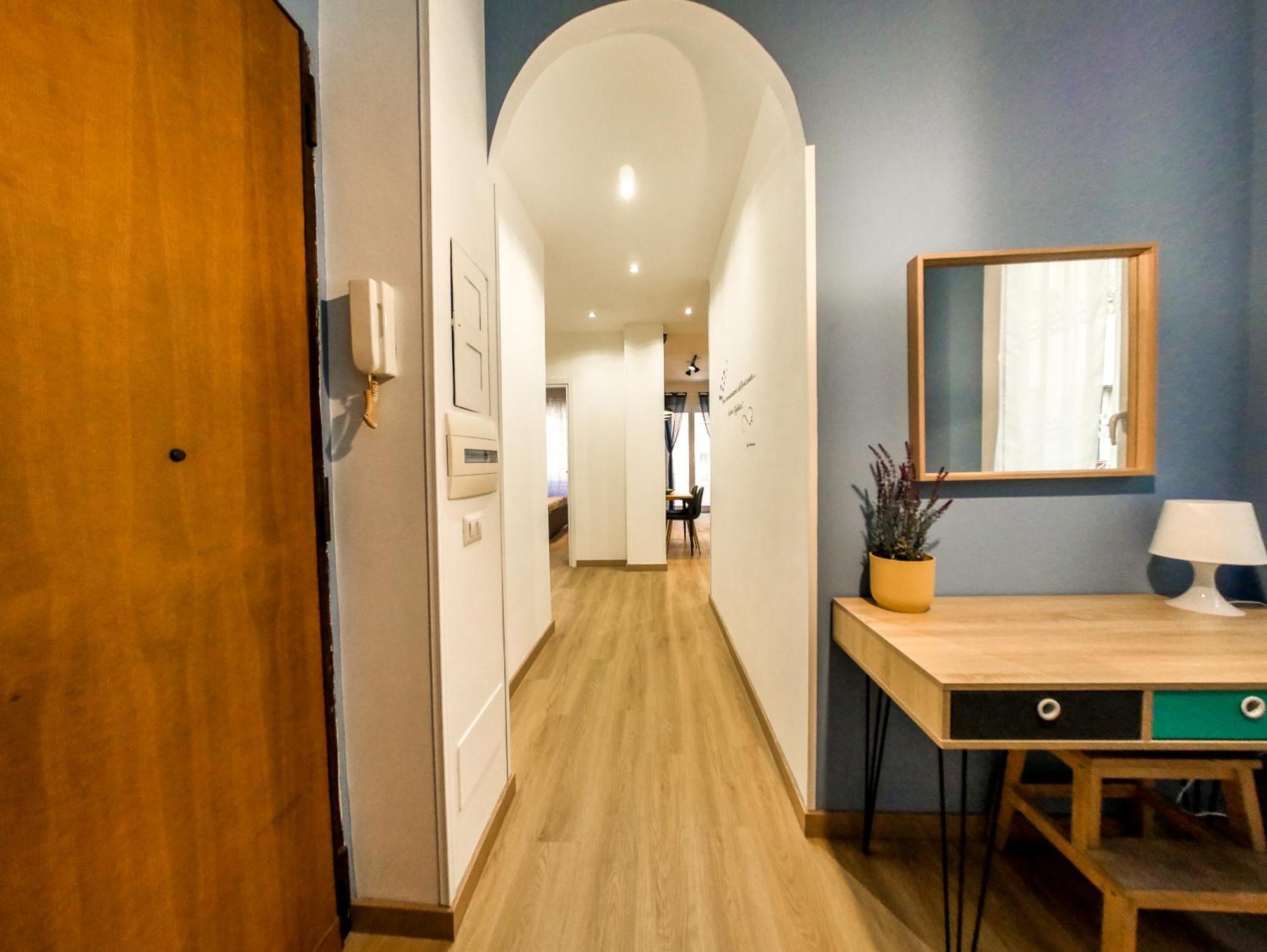 Chic Modern 2-bedroom Near Metro
