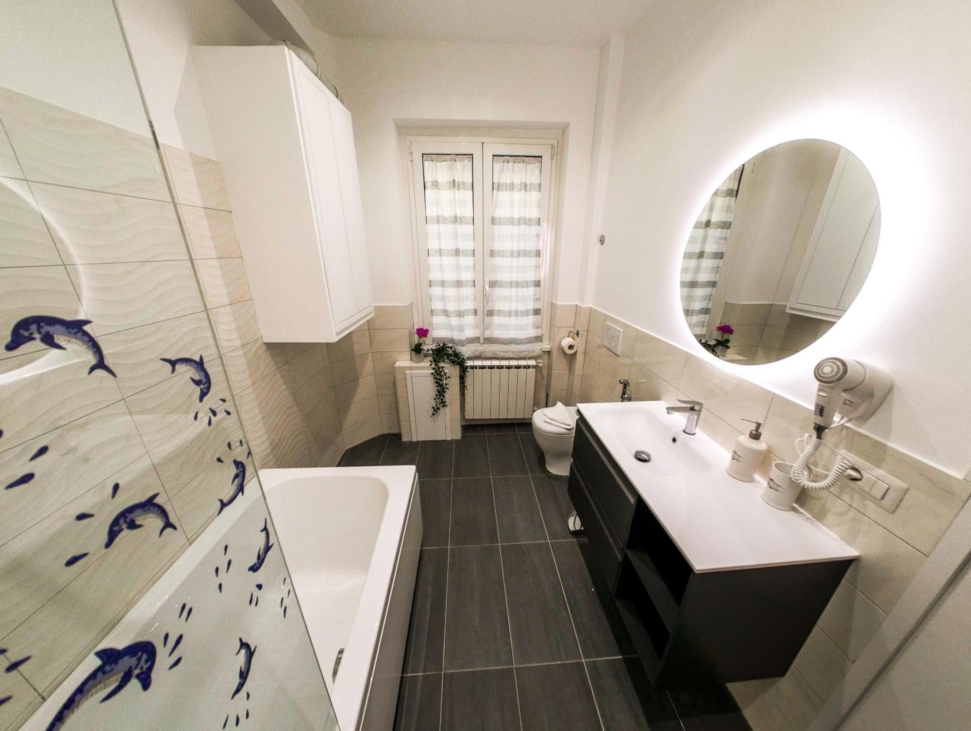 Apartment Chic Modern 2-bedroom Near Metro *