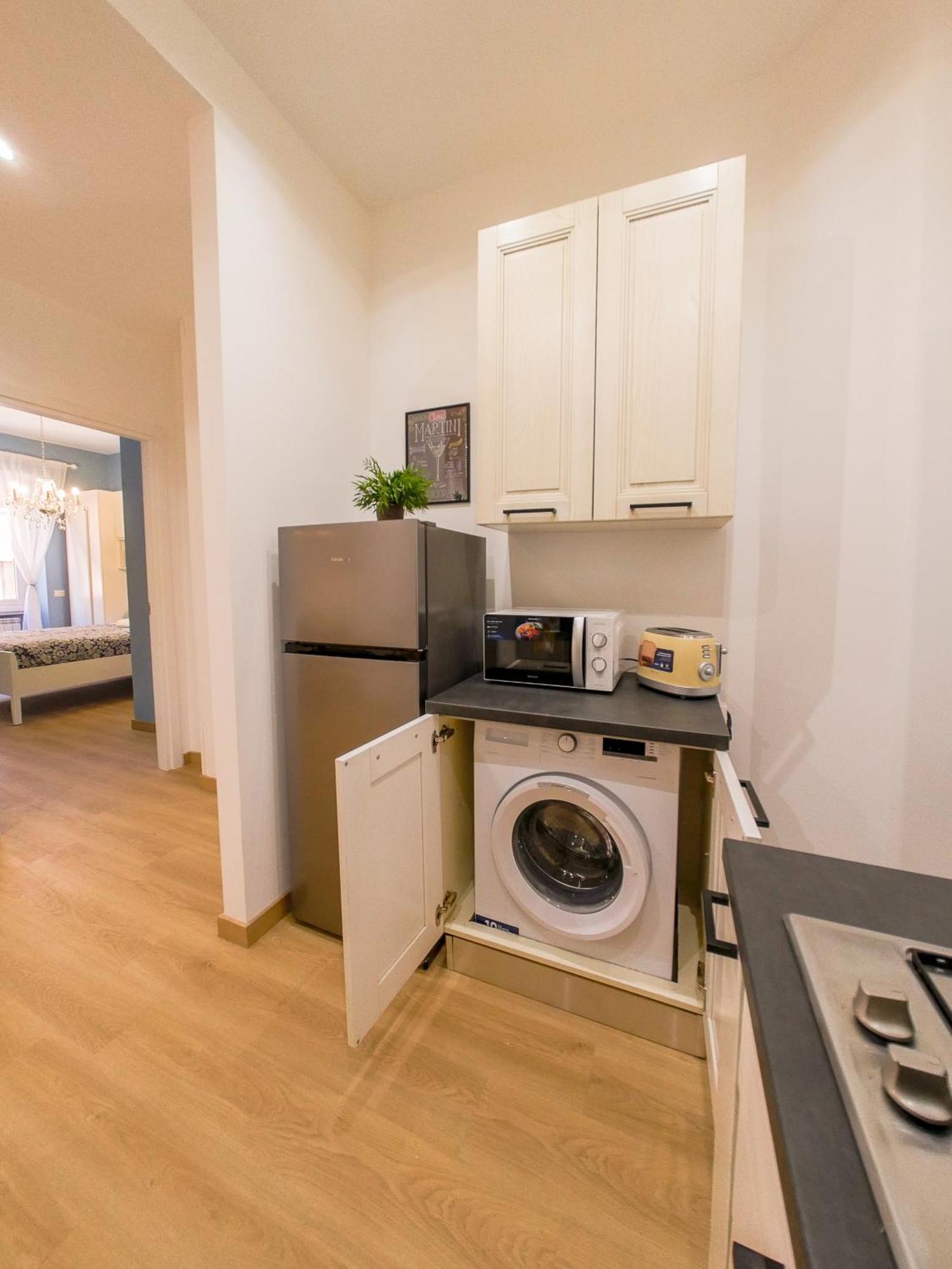 Chic Modern 2-bedroom Near Metro