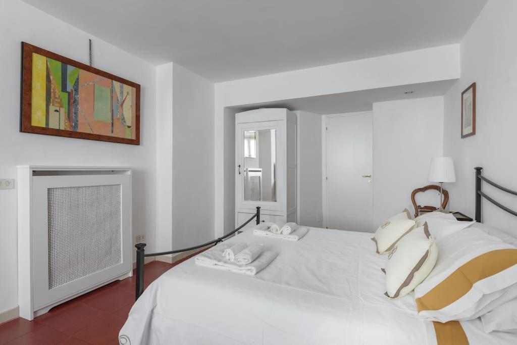 Discover The Pantheon From The Berardi Flat Rome