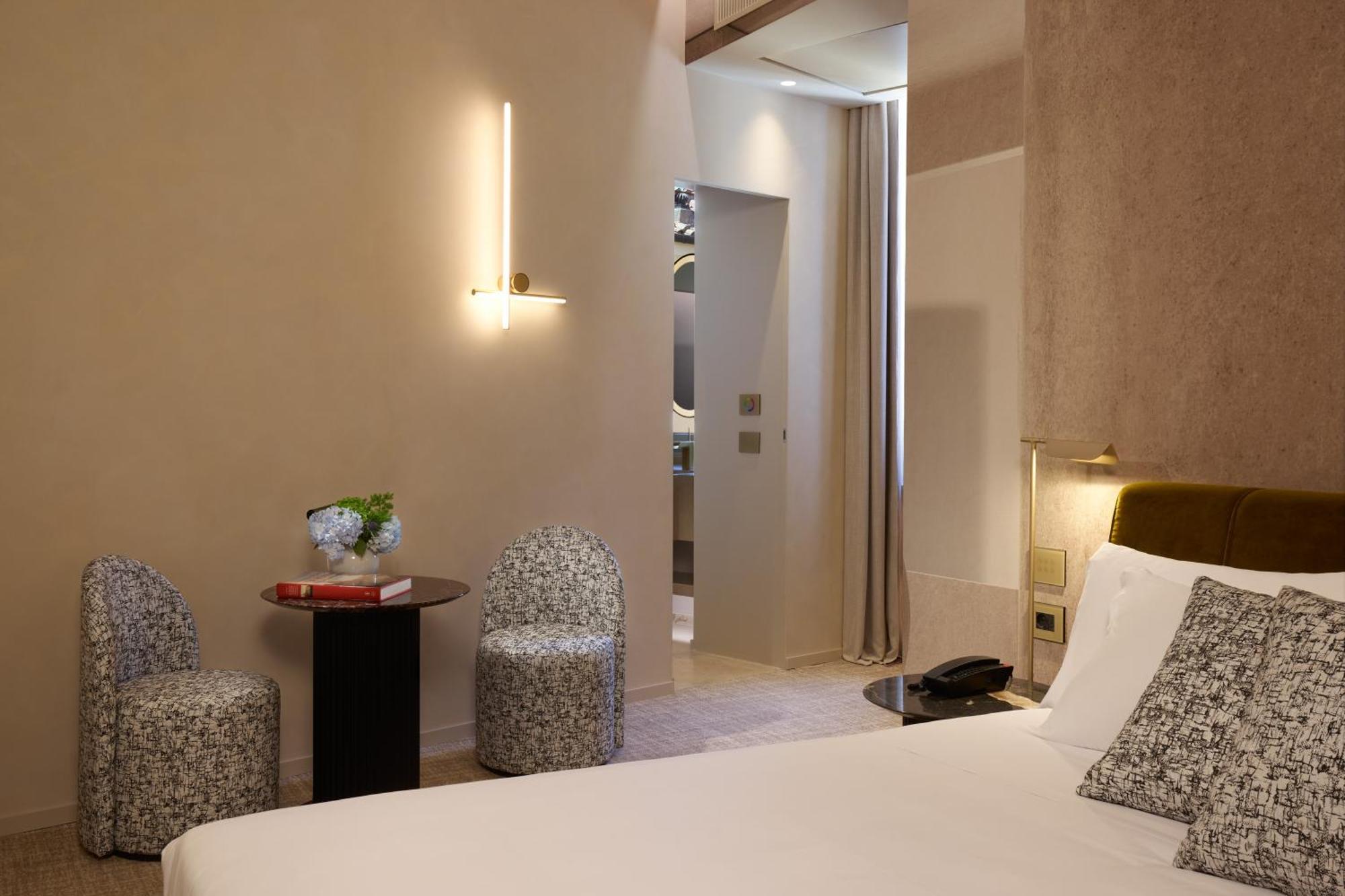 Borghese Contemporary 4* Rome