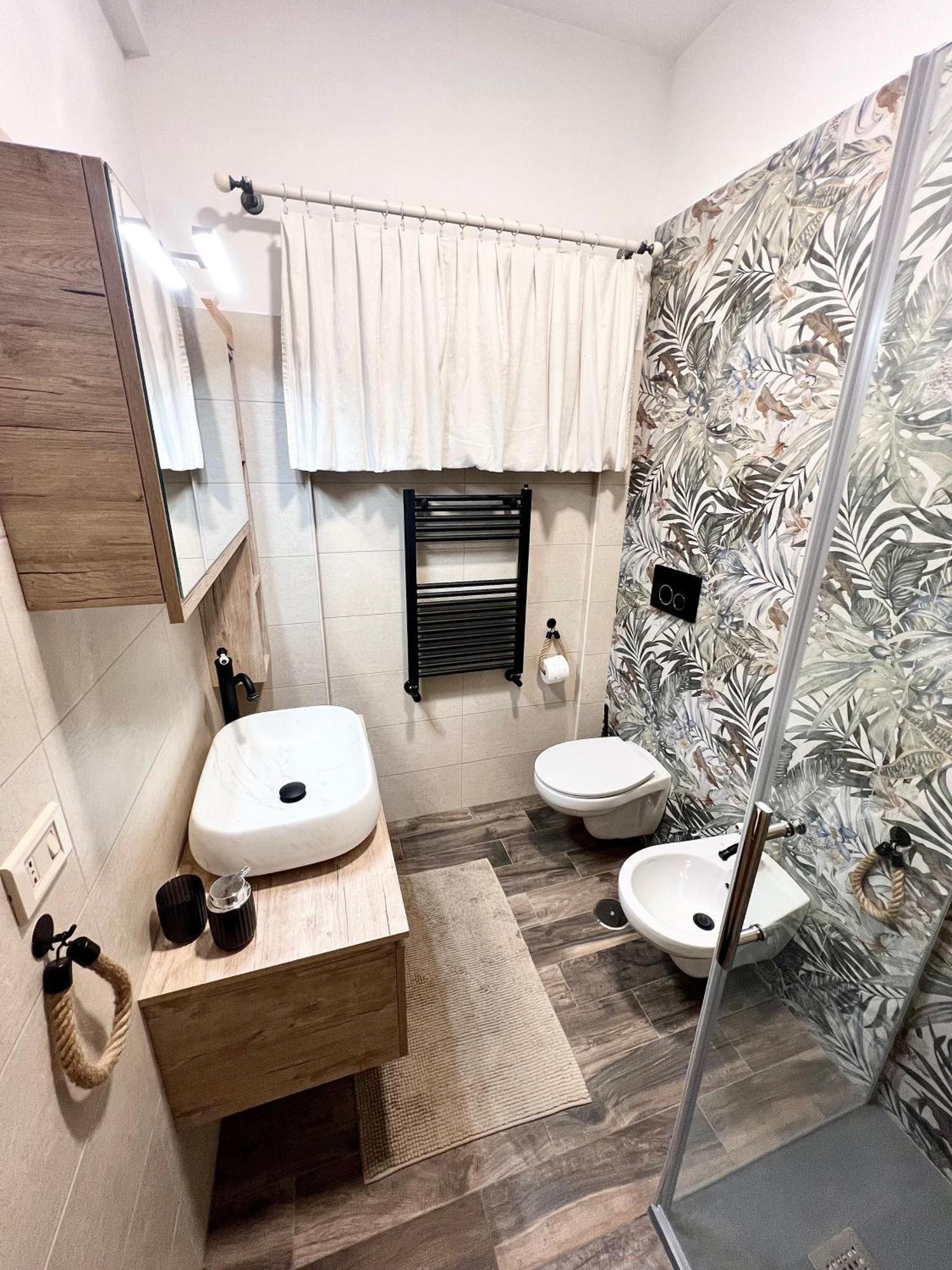 Bed & Breakfast Casale Dell'insugherata 2*