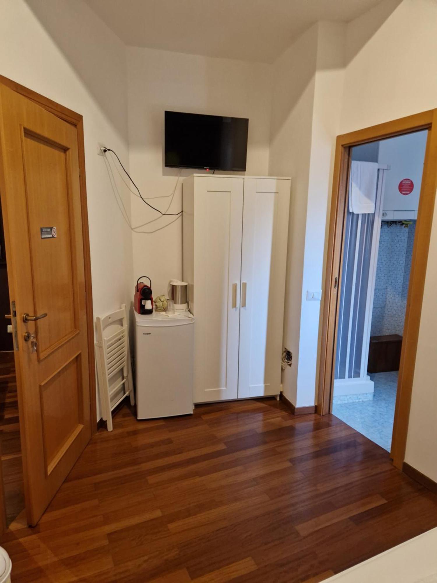 Pepe's Place - Re Di 3* Roma