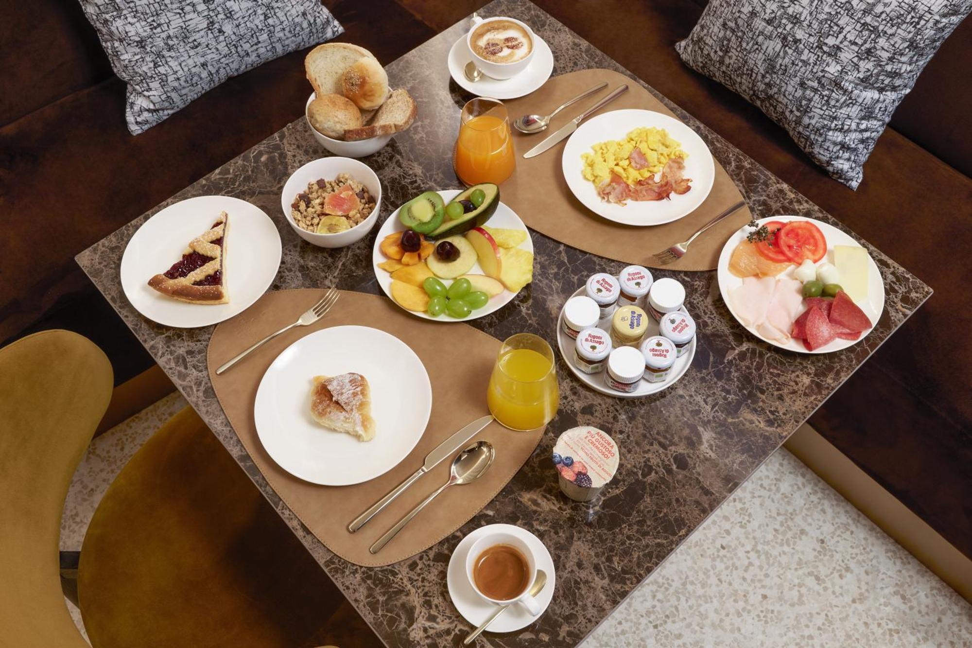 Hotel Borghese Contemporary Rome