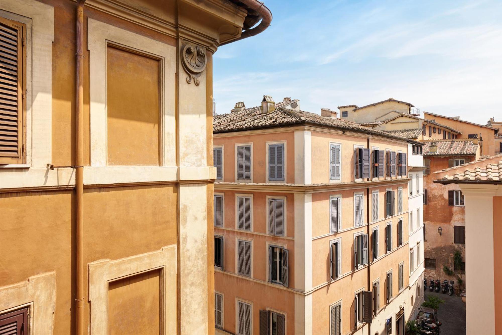 Borghese Contemporary 4*
