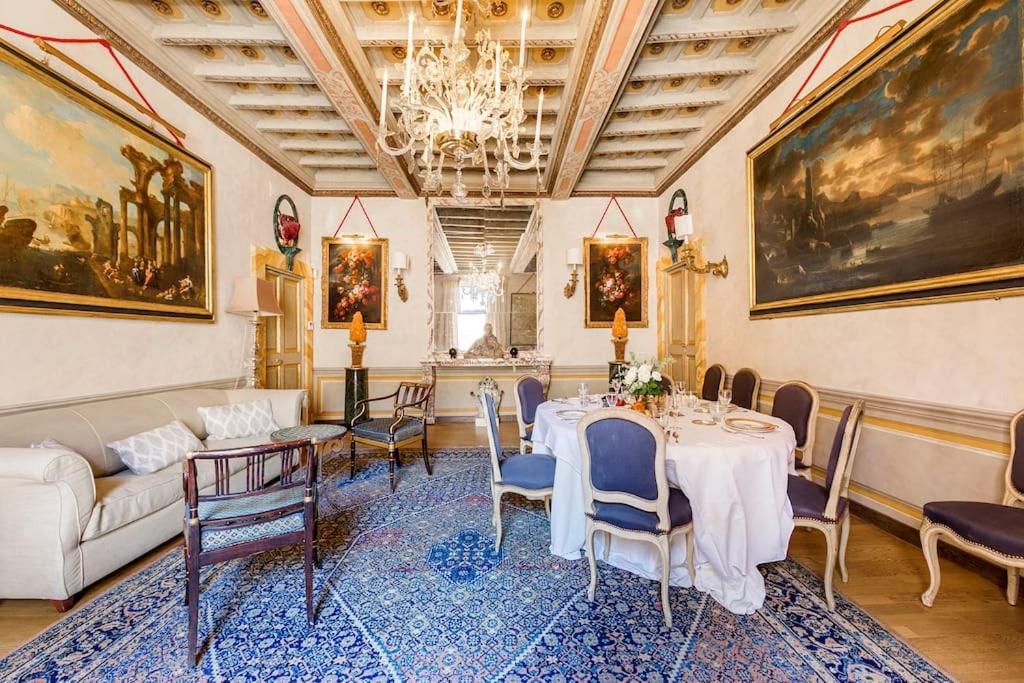 Piazza Navona Historical Palace Apartment Rome