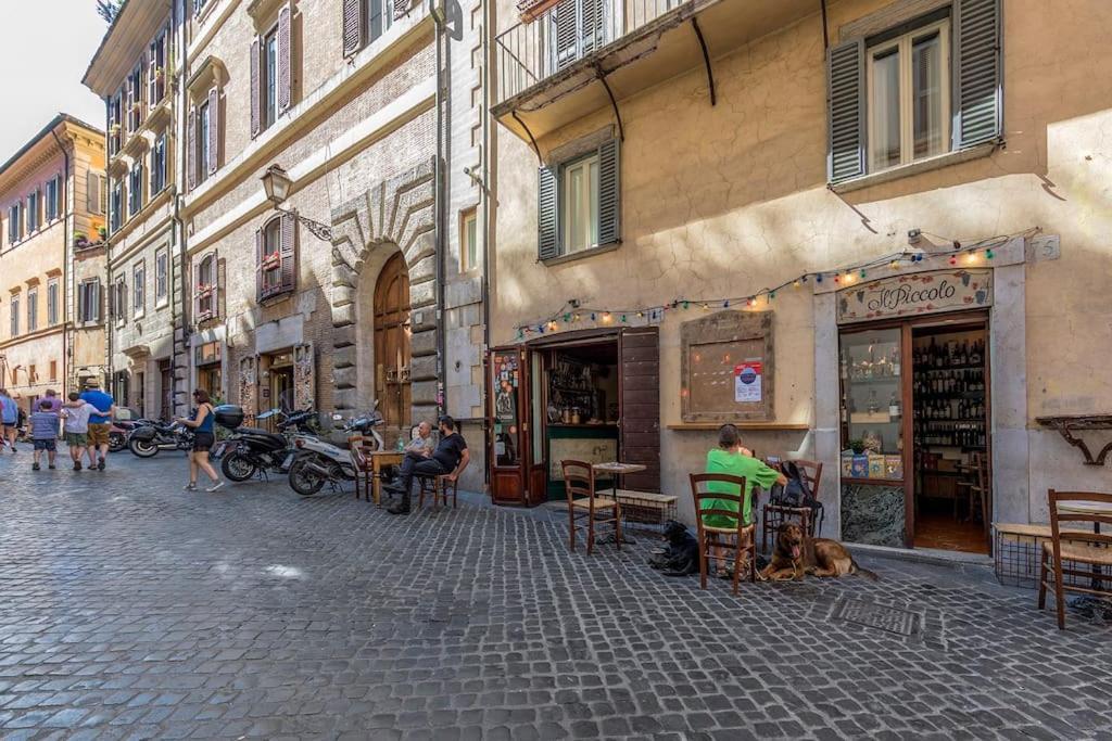 Piazza Navona Historical Palace Rome