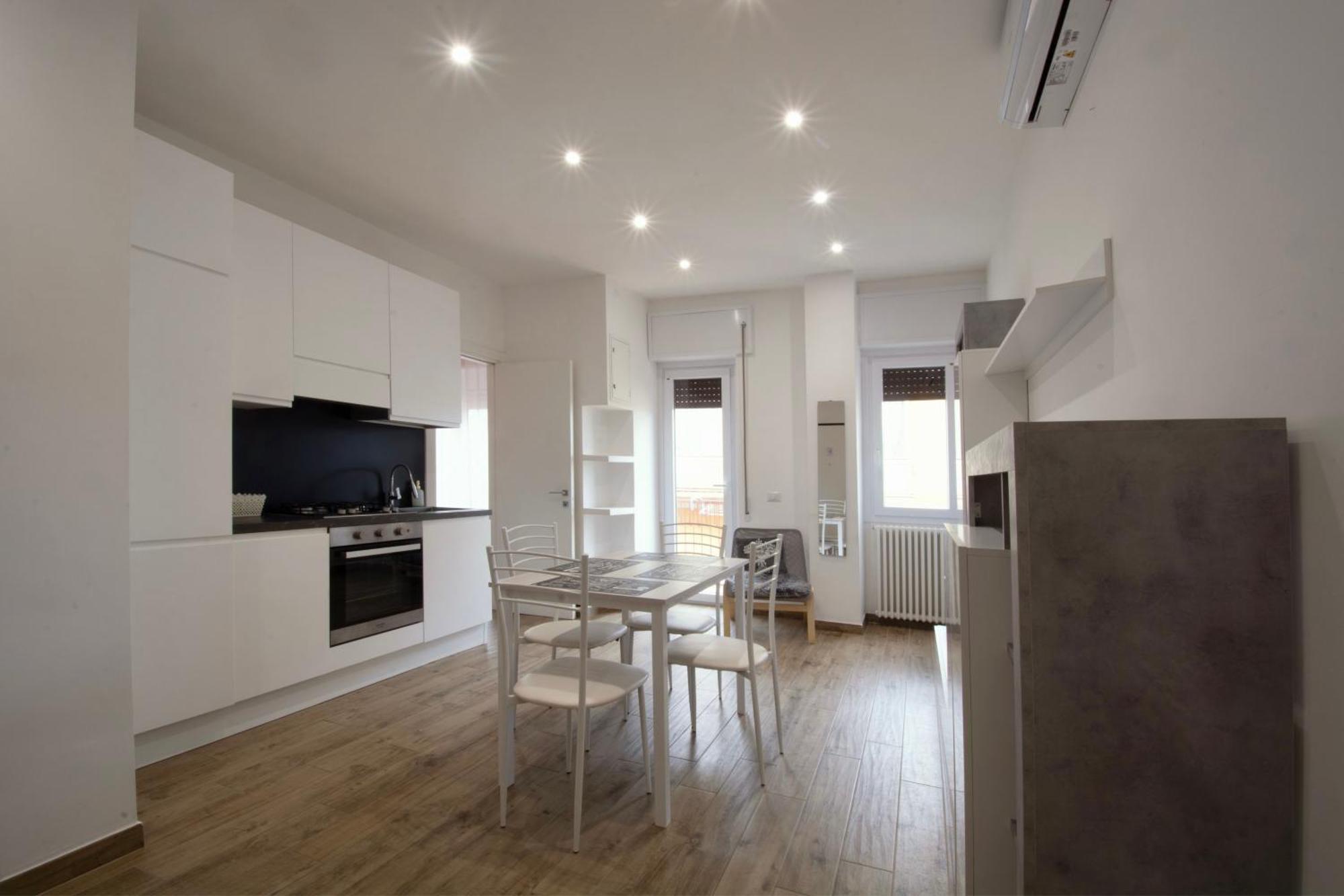 Apartment Salotti 15 *