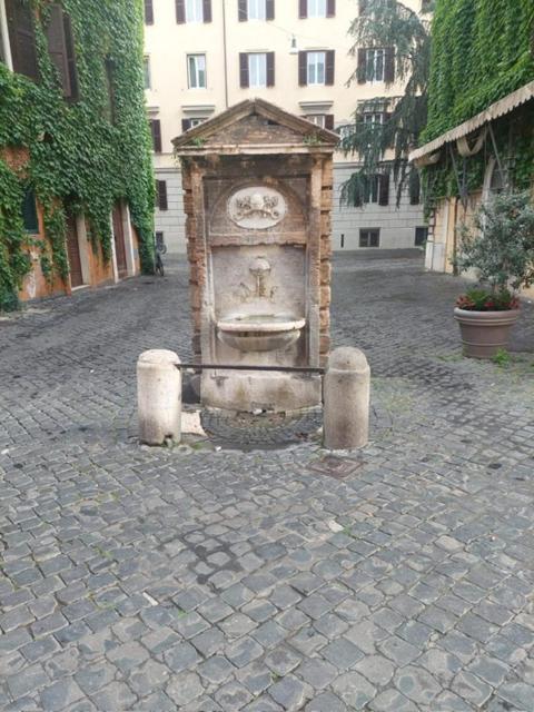 Apartment Borgo Pio 182 Vatican