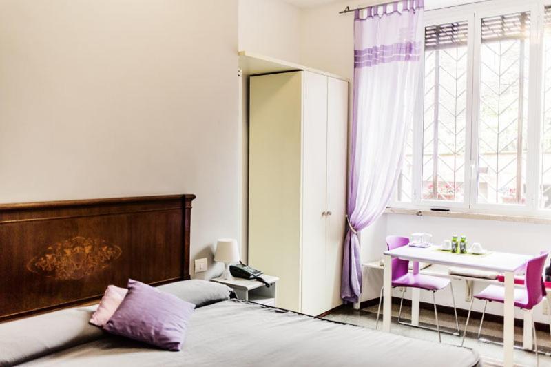 Maison Colosseo 3* Rome
