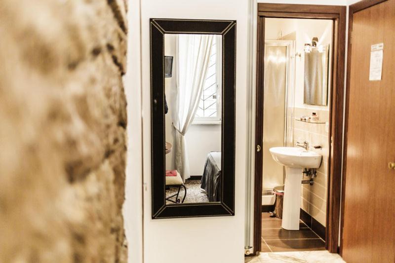 Guest house Maison Colosseo 3*
