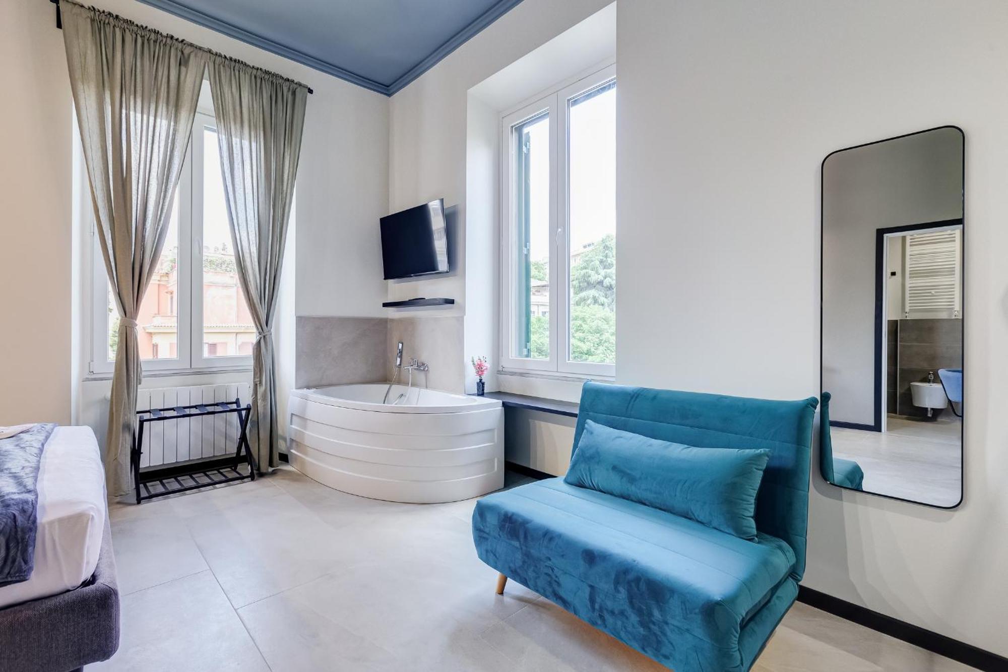 Vivilo Collection - Muggia 21 * Rome