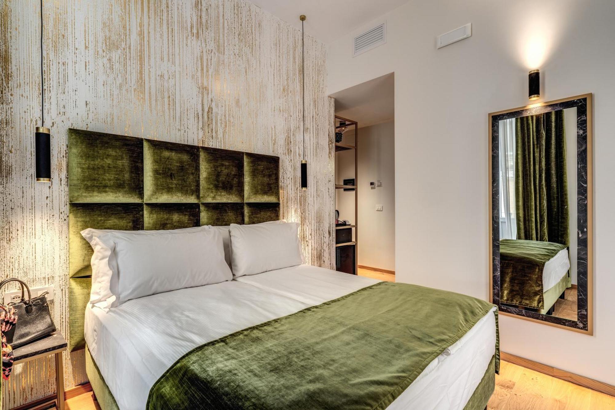 Palazzo Goldoni Condotti Collection 3* Rome