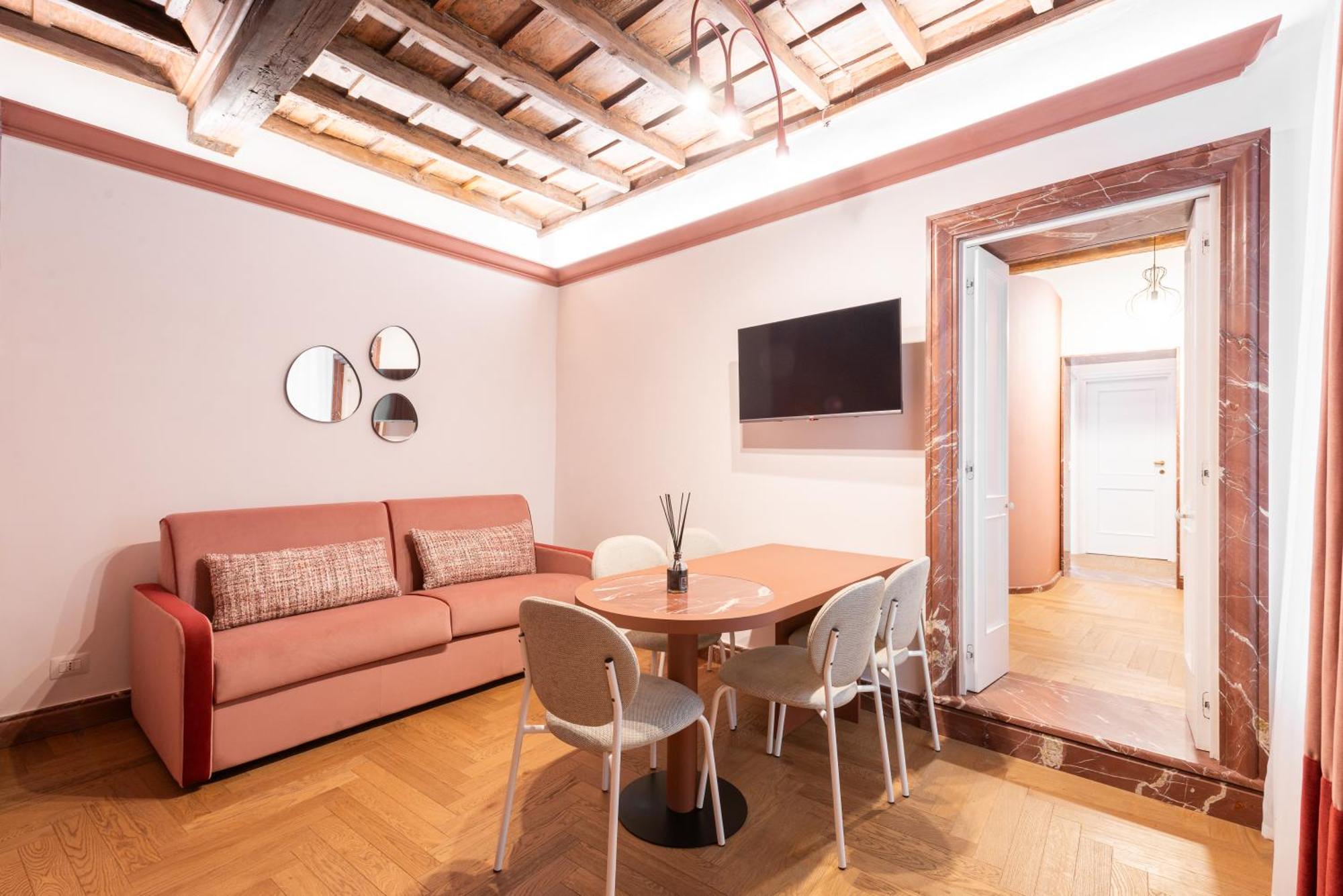 My Trevi & Apartment Rome