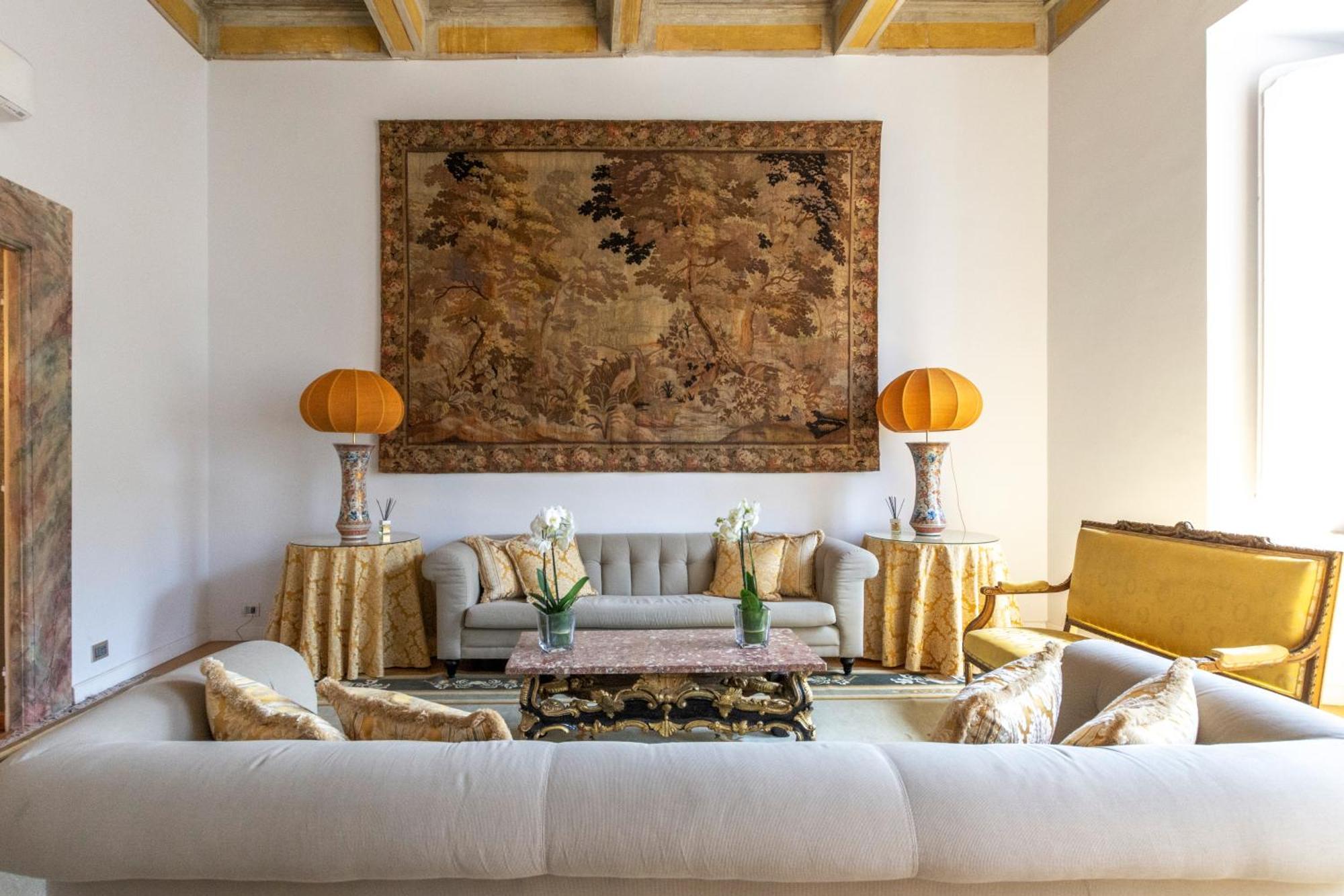 Maison Deluxe Farnese Apartment *