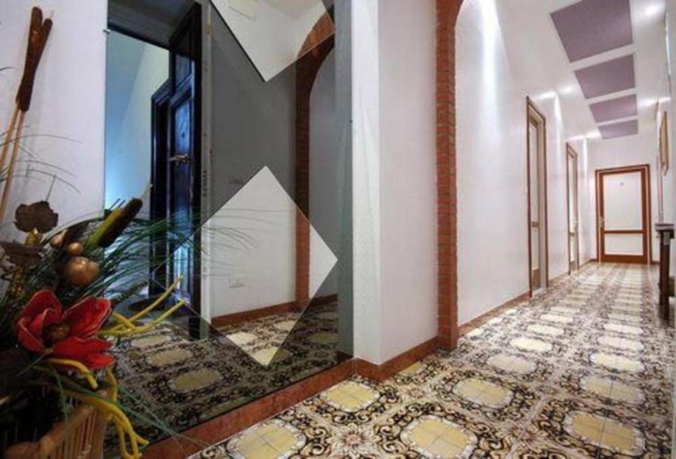 Nahid Guest house