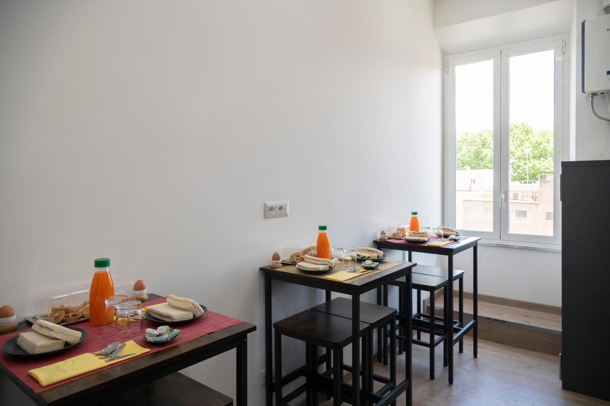 Trastevere New Luxury Bed & Breakfast