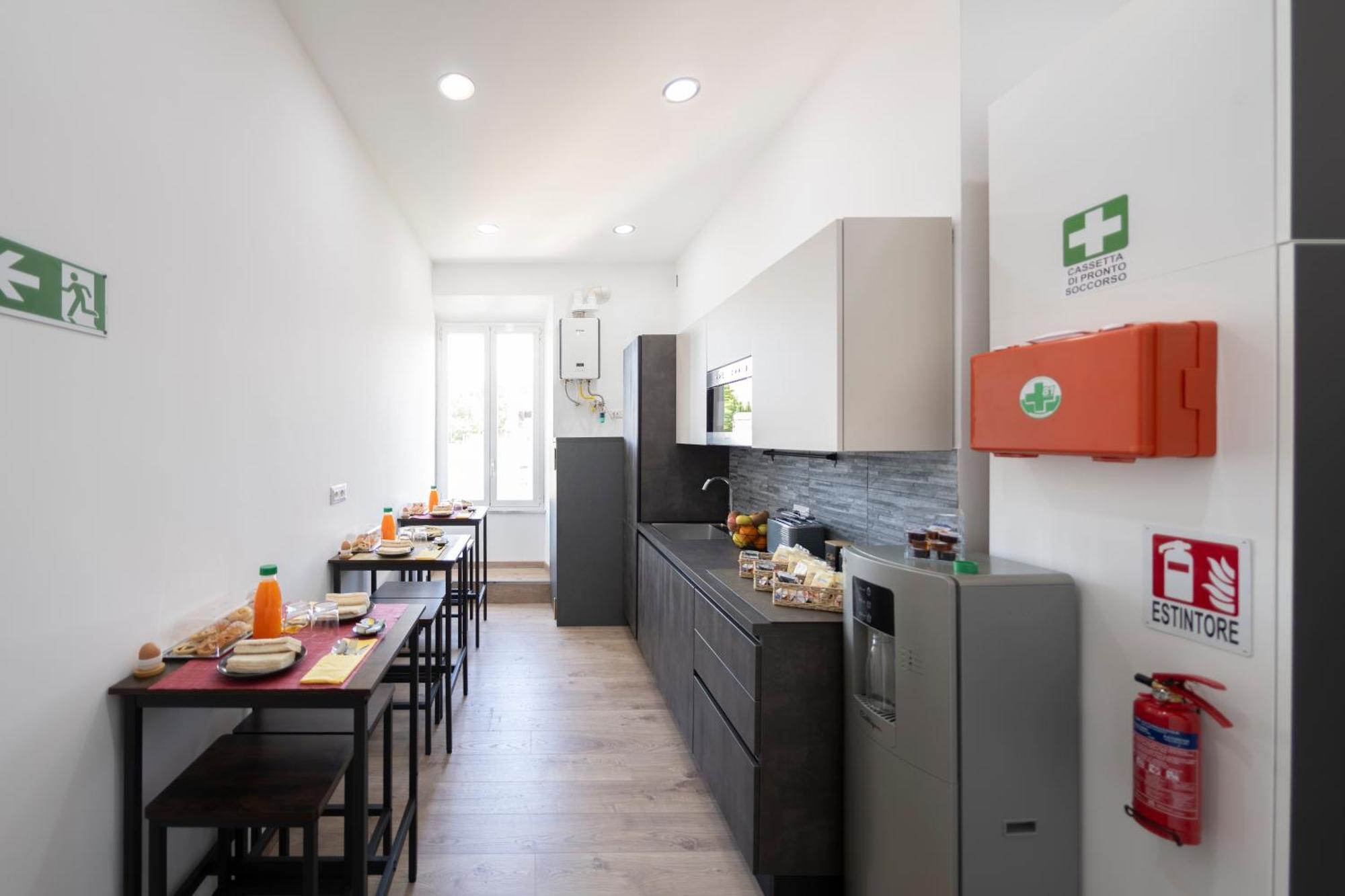 Trastevere New Luxury Bed & Breakfast Rome