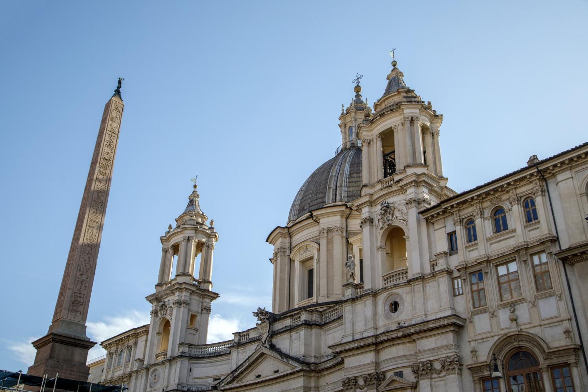 The Right Place 4u Navona Luxury Guest house 5*
