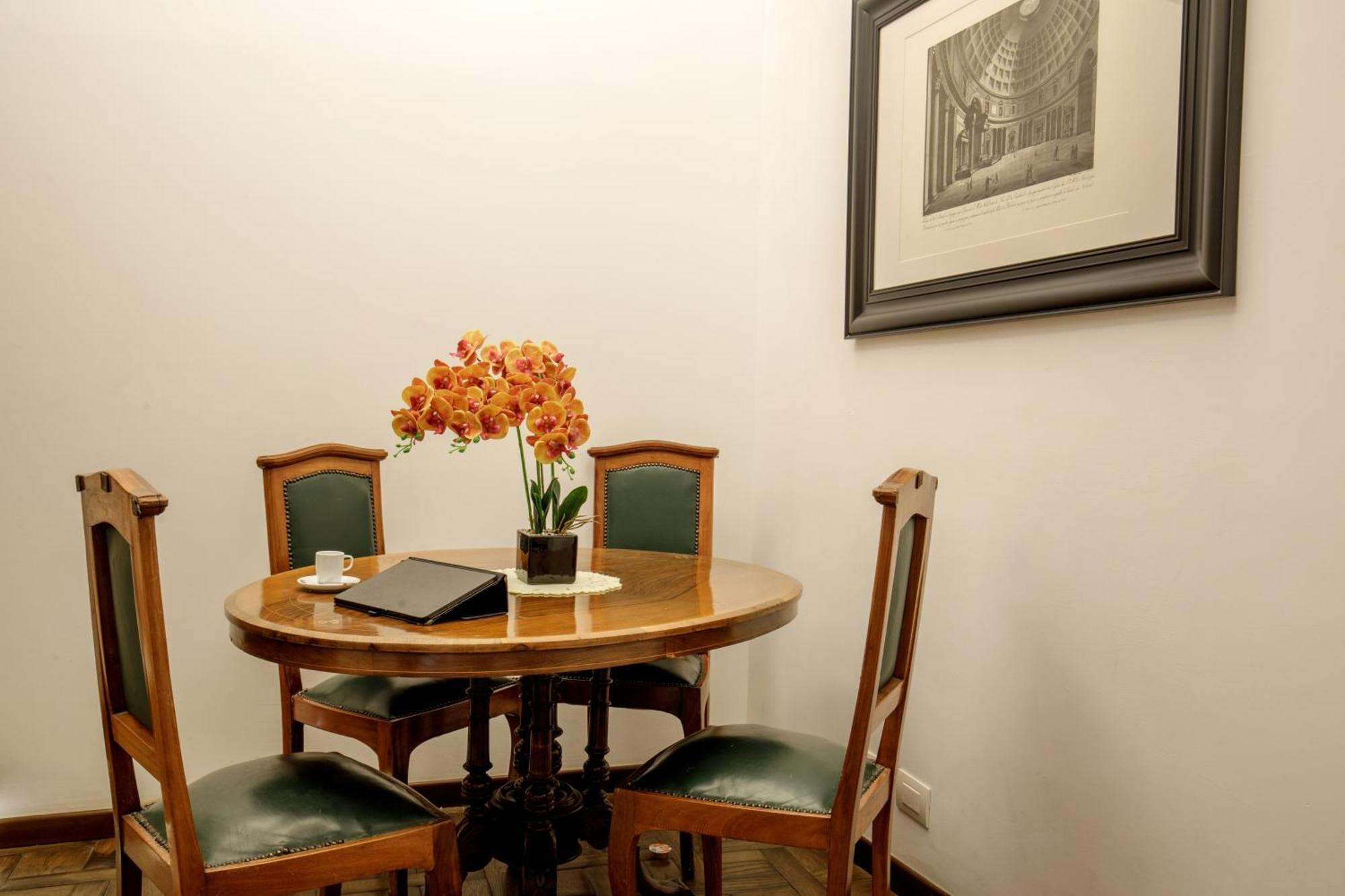 The Right Place 4u Navona Luxury Guest house Rome