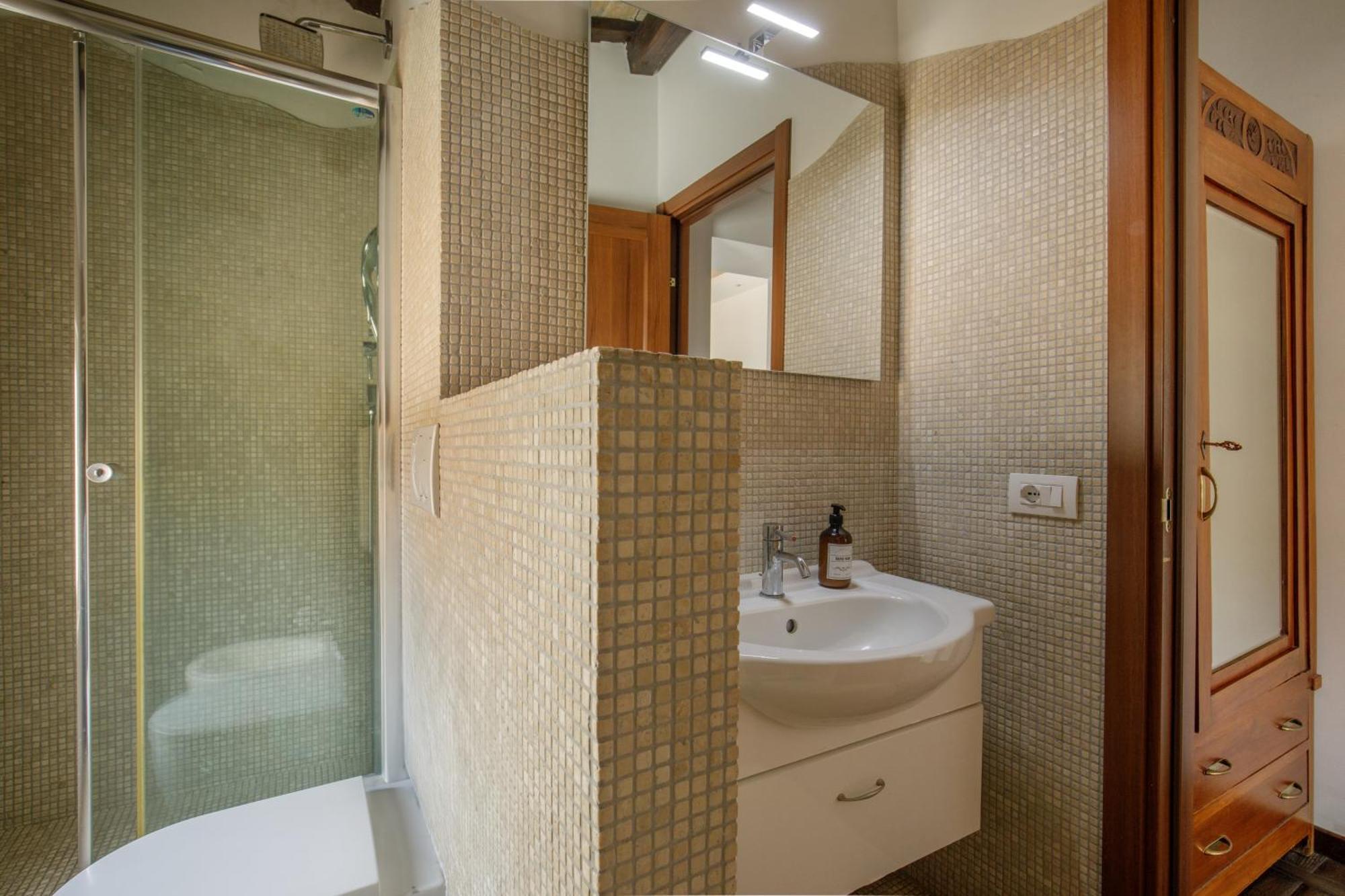 The Right Place 4u Navona Luxury Guest house