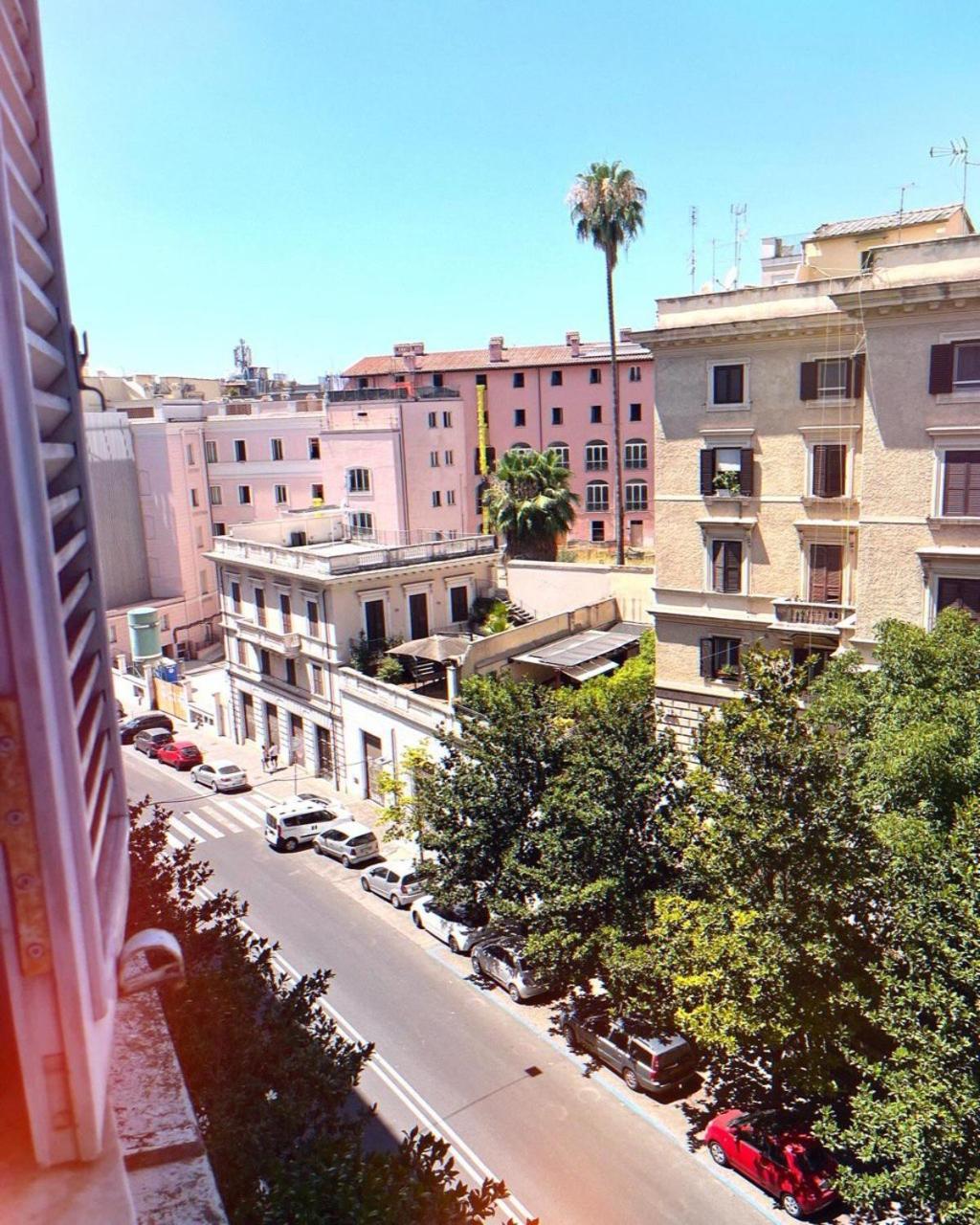 Urbe Colosseo Bed & Breakfast 2*
