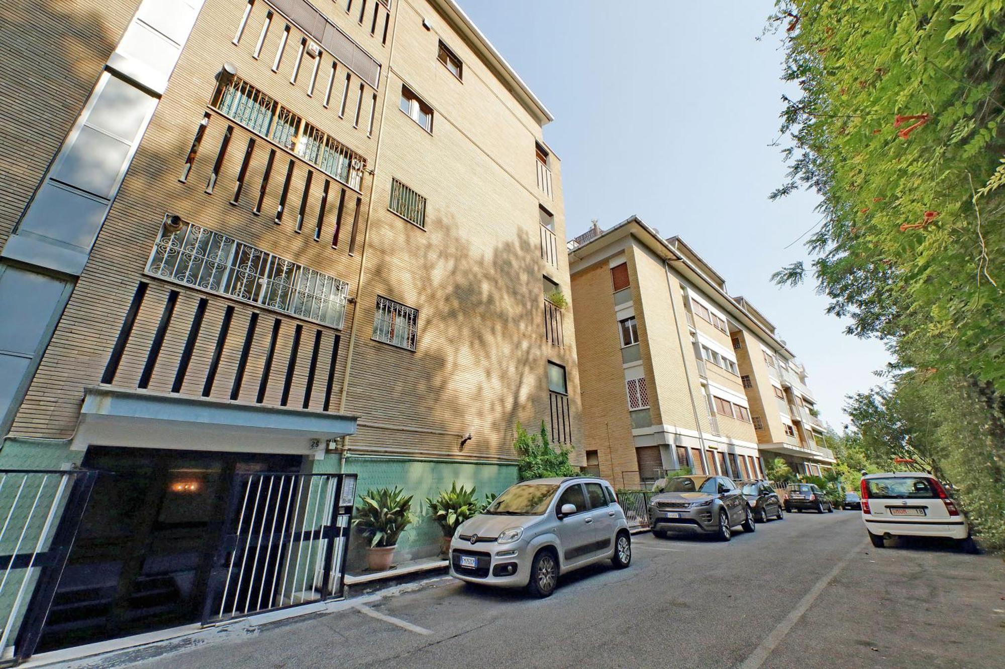 Cozy Near Clodio Apartment *
