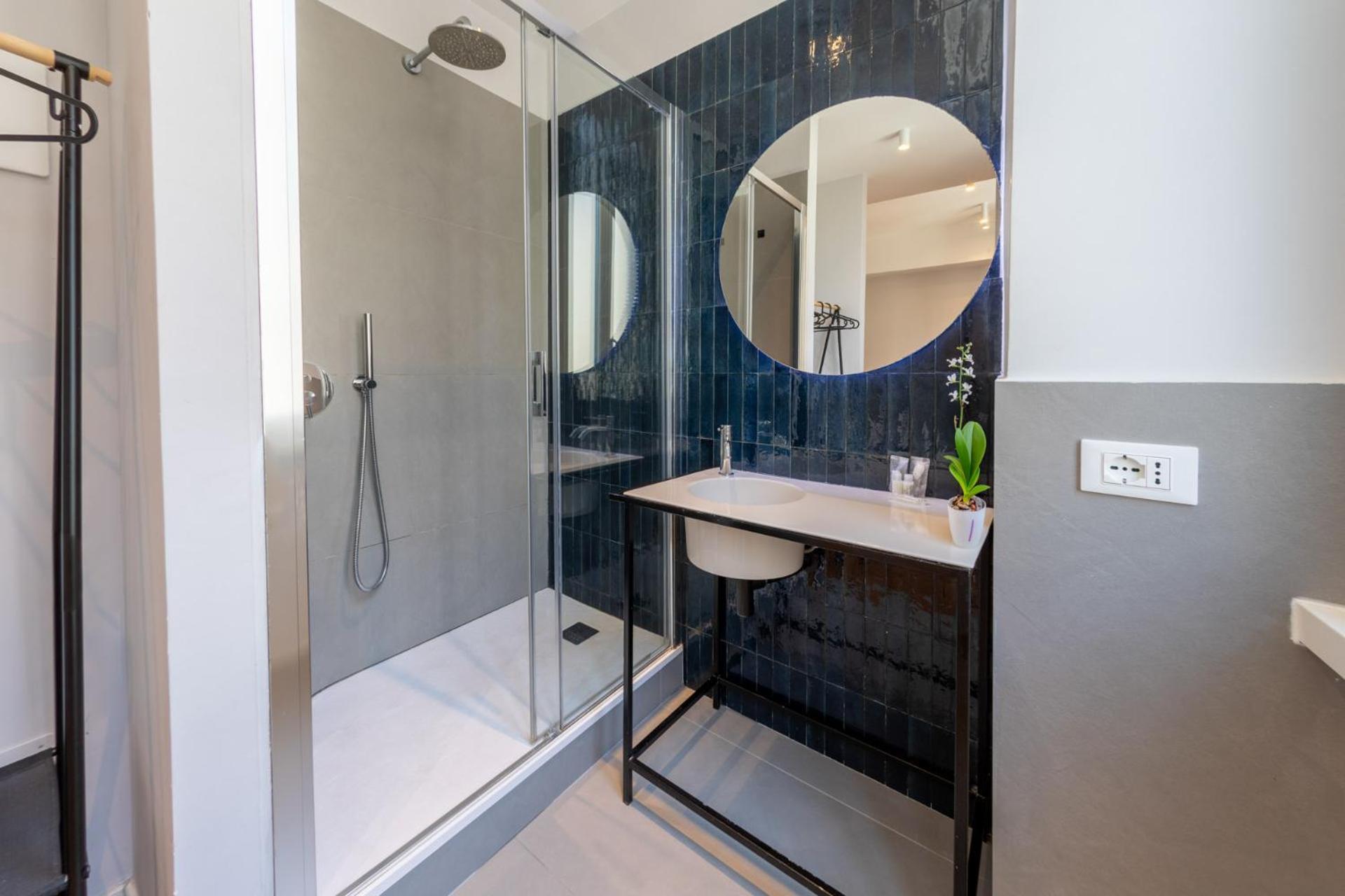 Carrara 24 Guest house