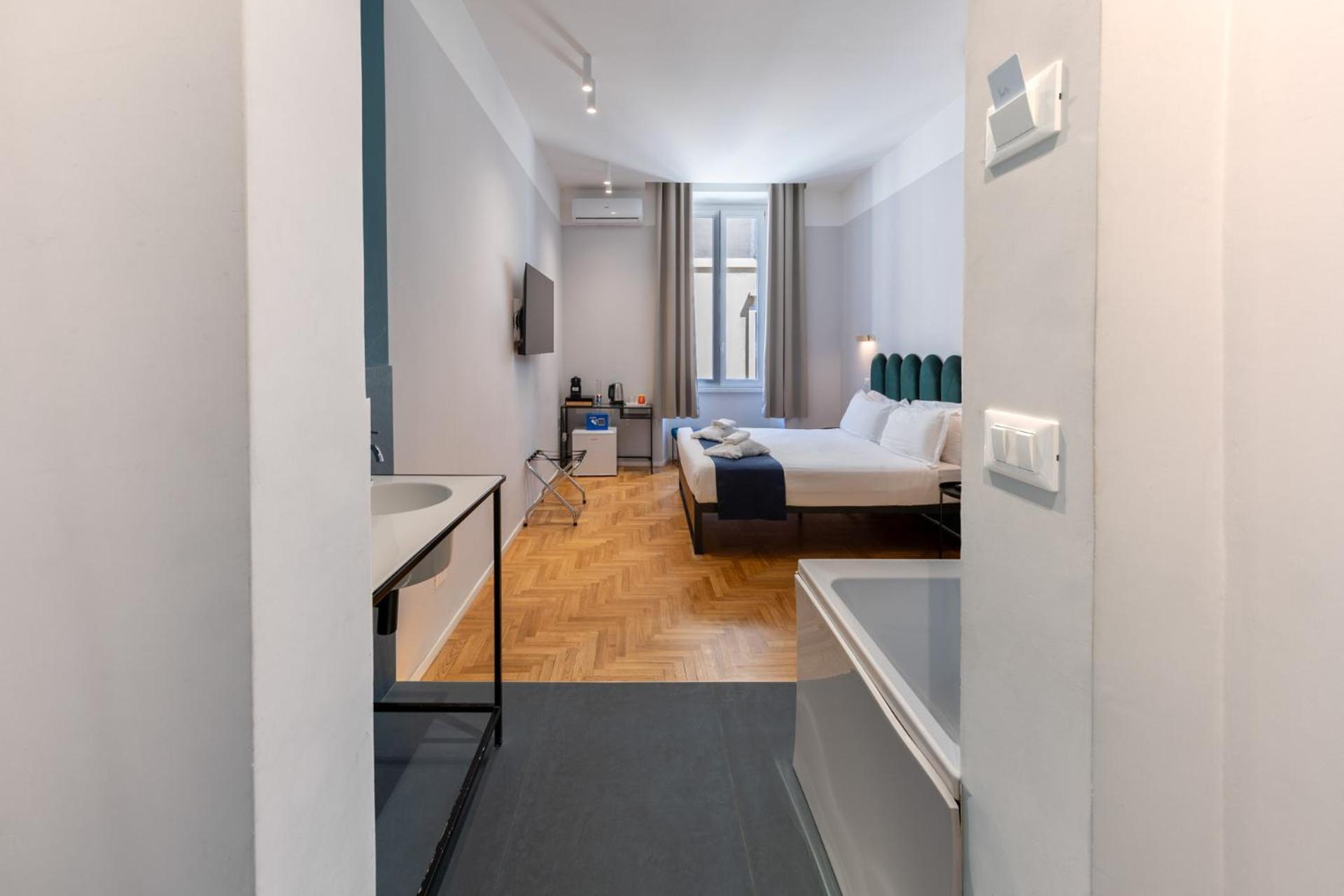 Carrara 24 Guest house *