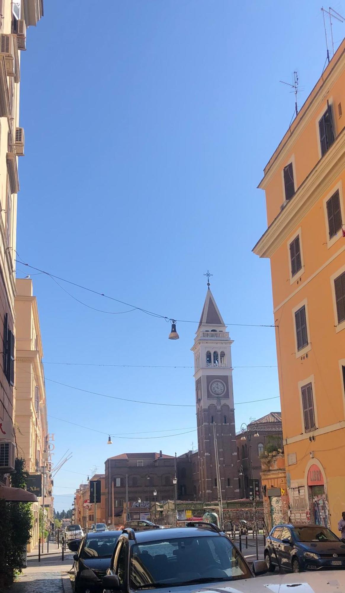 Giancarla Luxory In San Lorenzo - Termini Rome