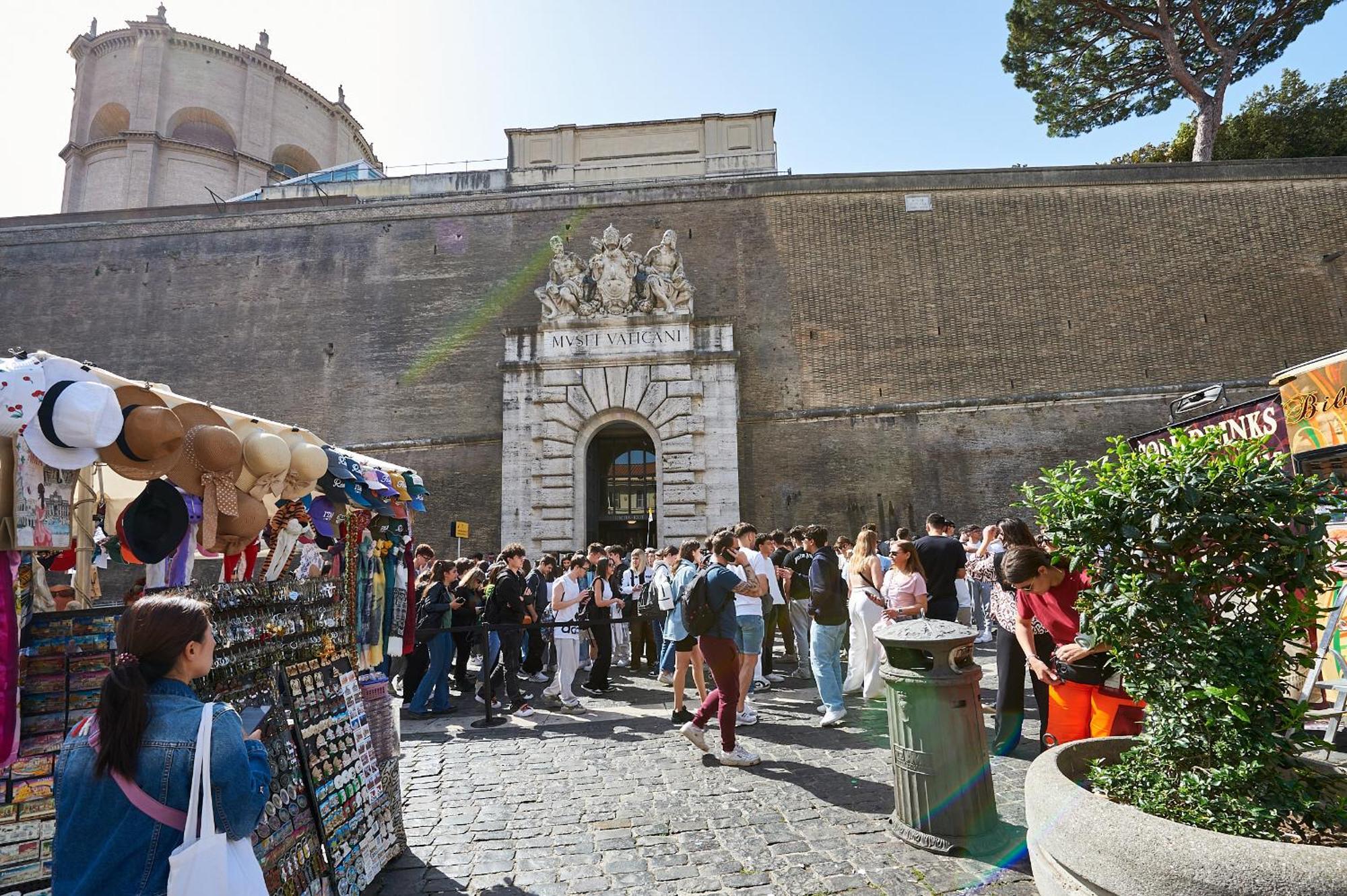 Irex Near Vatican Museum New *