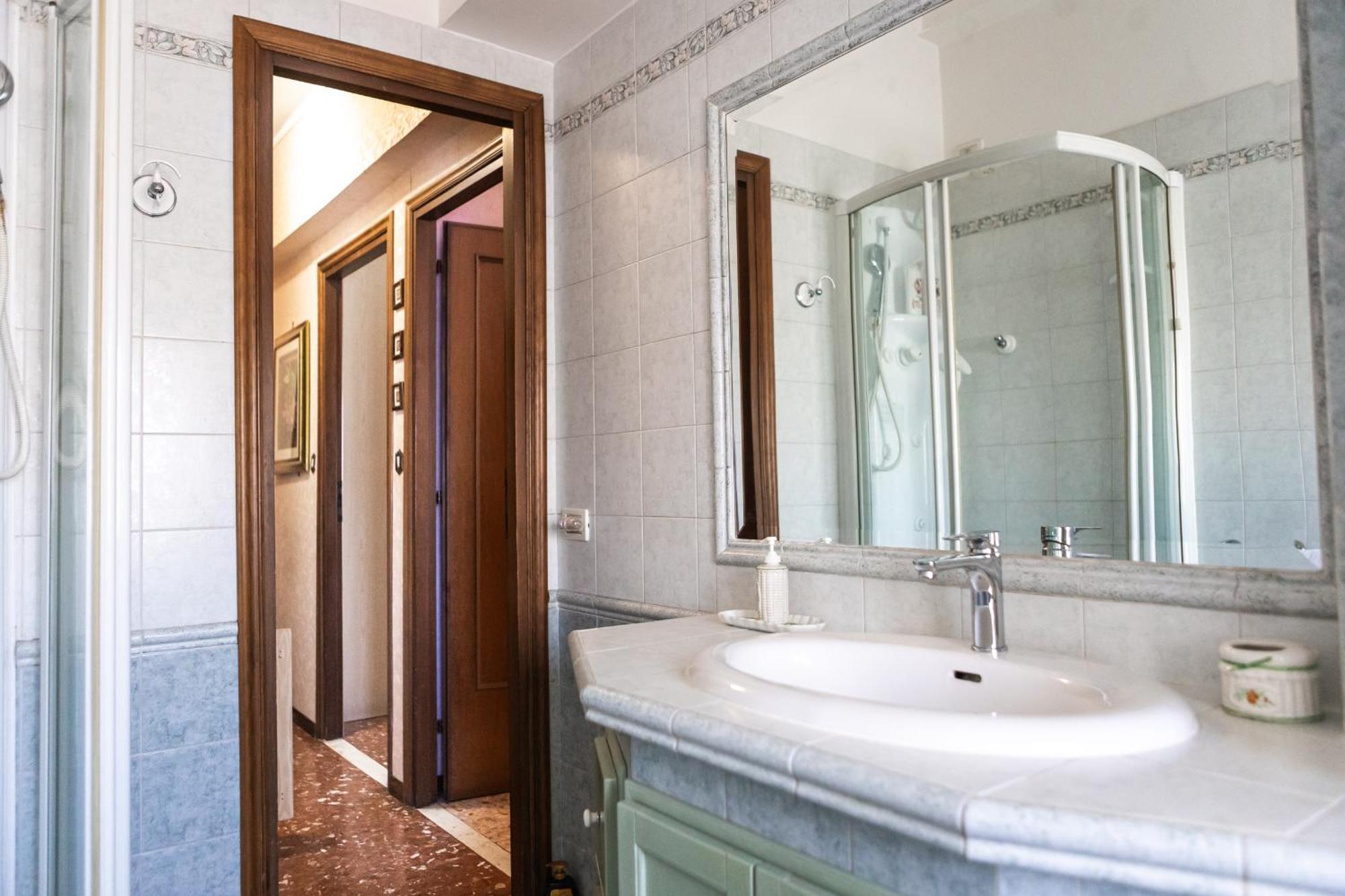 Casa Maresa Family House Metro A Apartment