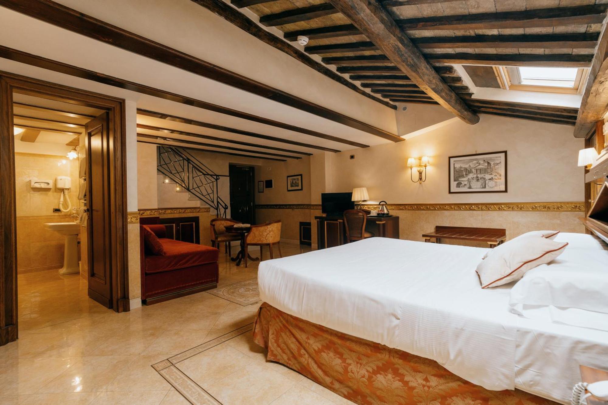 Hotel Pantheon Rome
