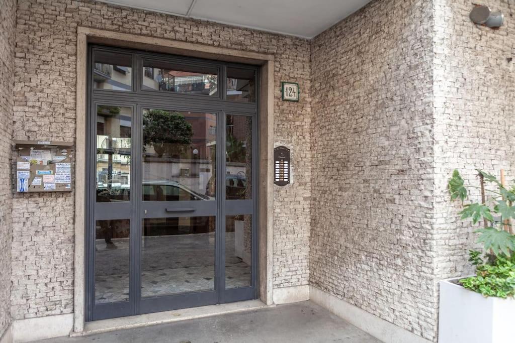 Apartment Domus 124, Elegant Comfort With Parking *