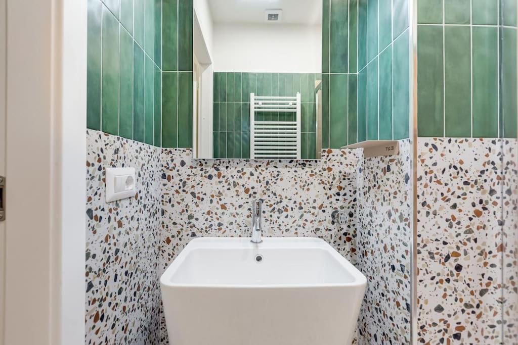 Bdc - Termini Dreaming 3-bdr Apartment Rome