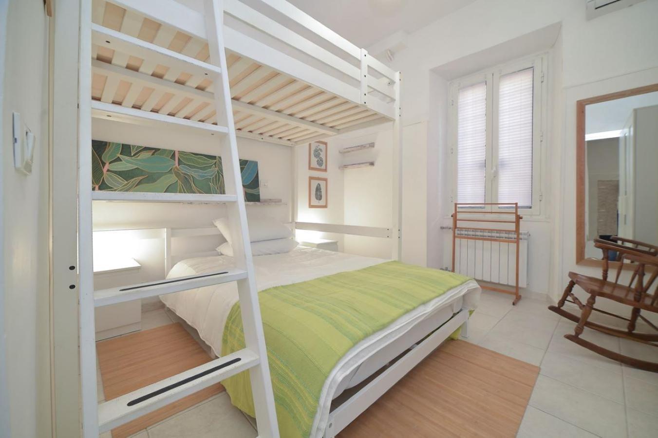 Lucia Ponte Milvio Apartment *