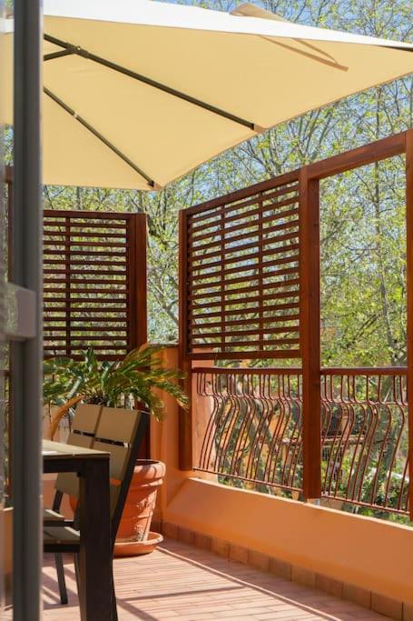 Apartment Corradi 4 With Terrace Rome