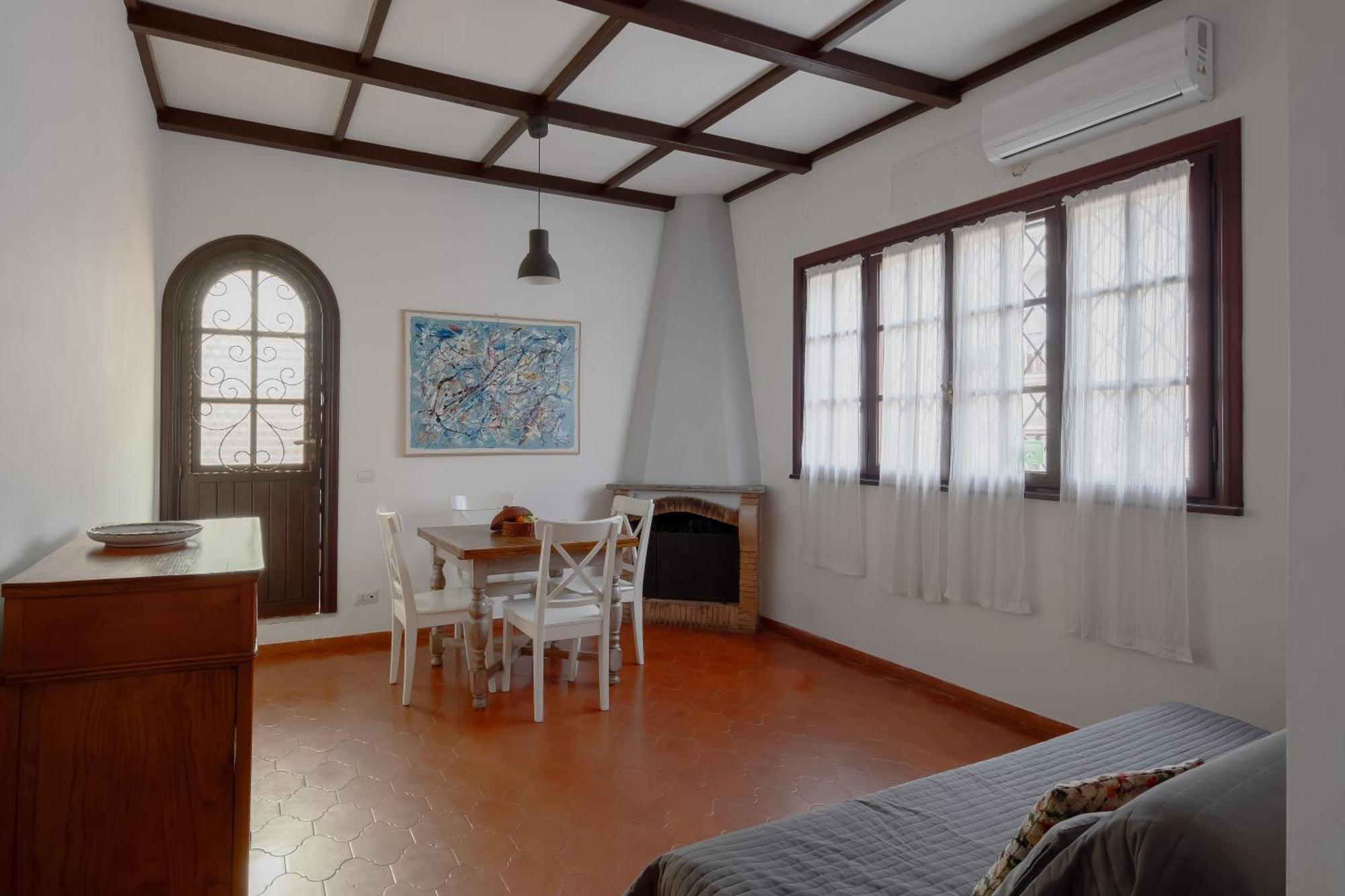 Borgo Pio Apartment