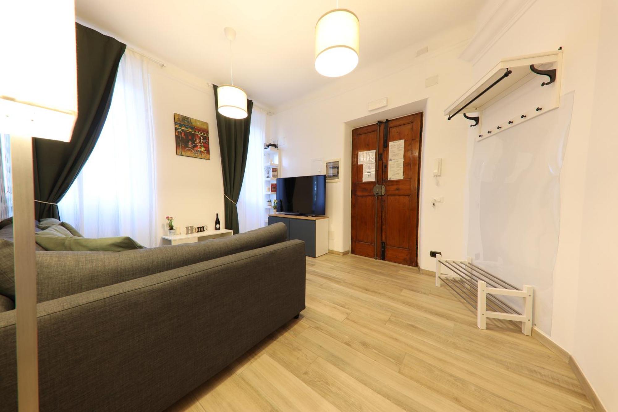 Giulia's Vatican Saint Peter Apartment