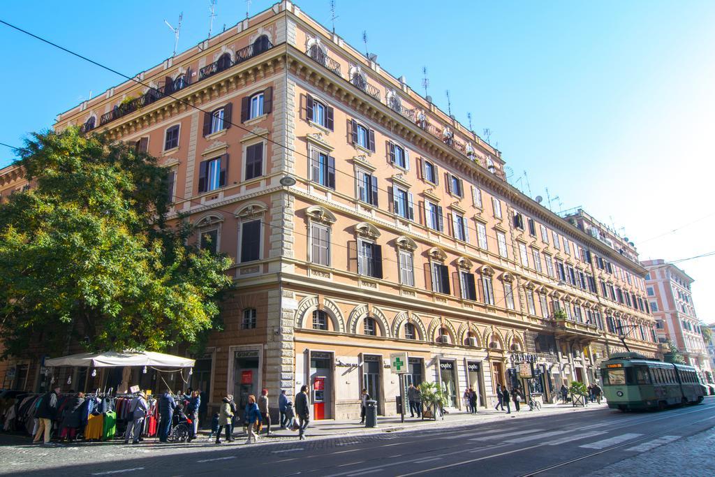 Guest house Maison Vaticana 2*