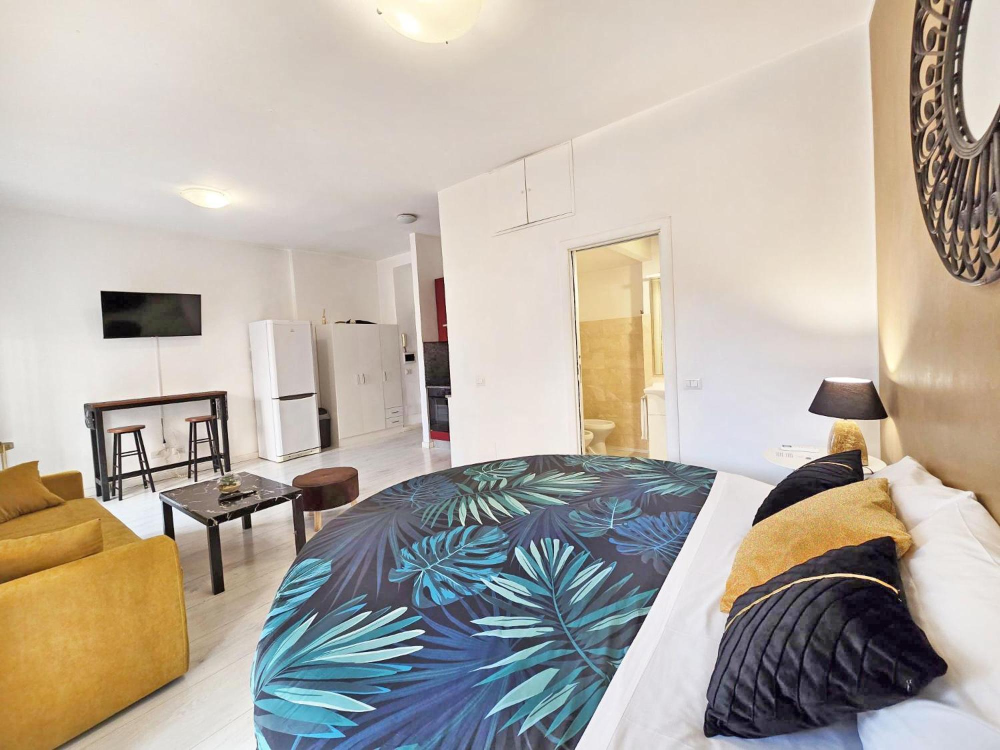 Apartment Hosting Aparments *