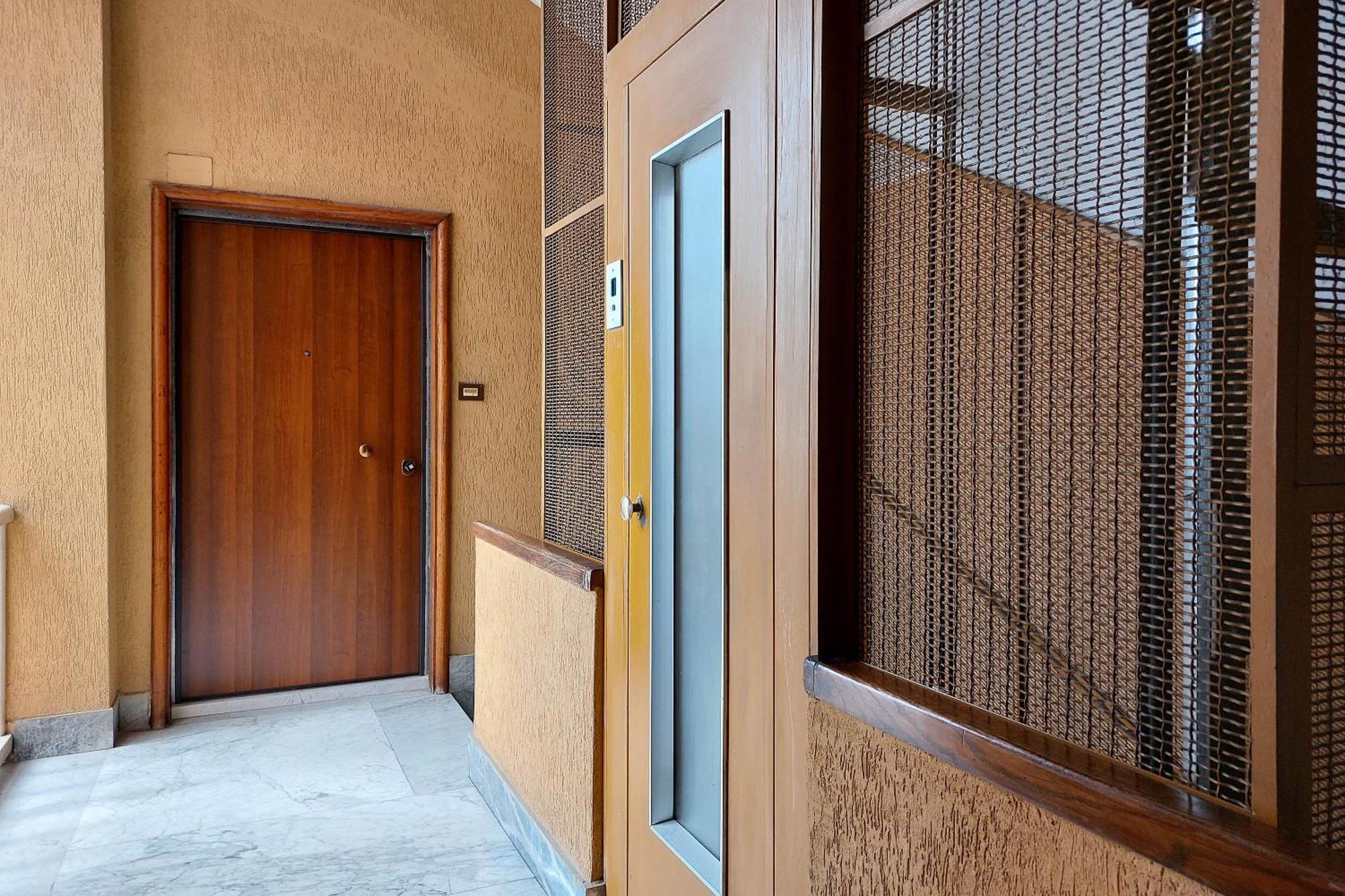 Guest house The Place Gallia Rome