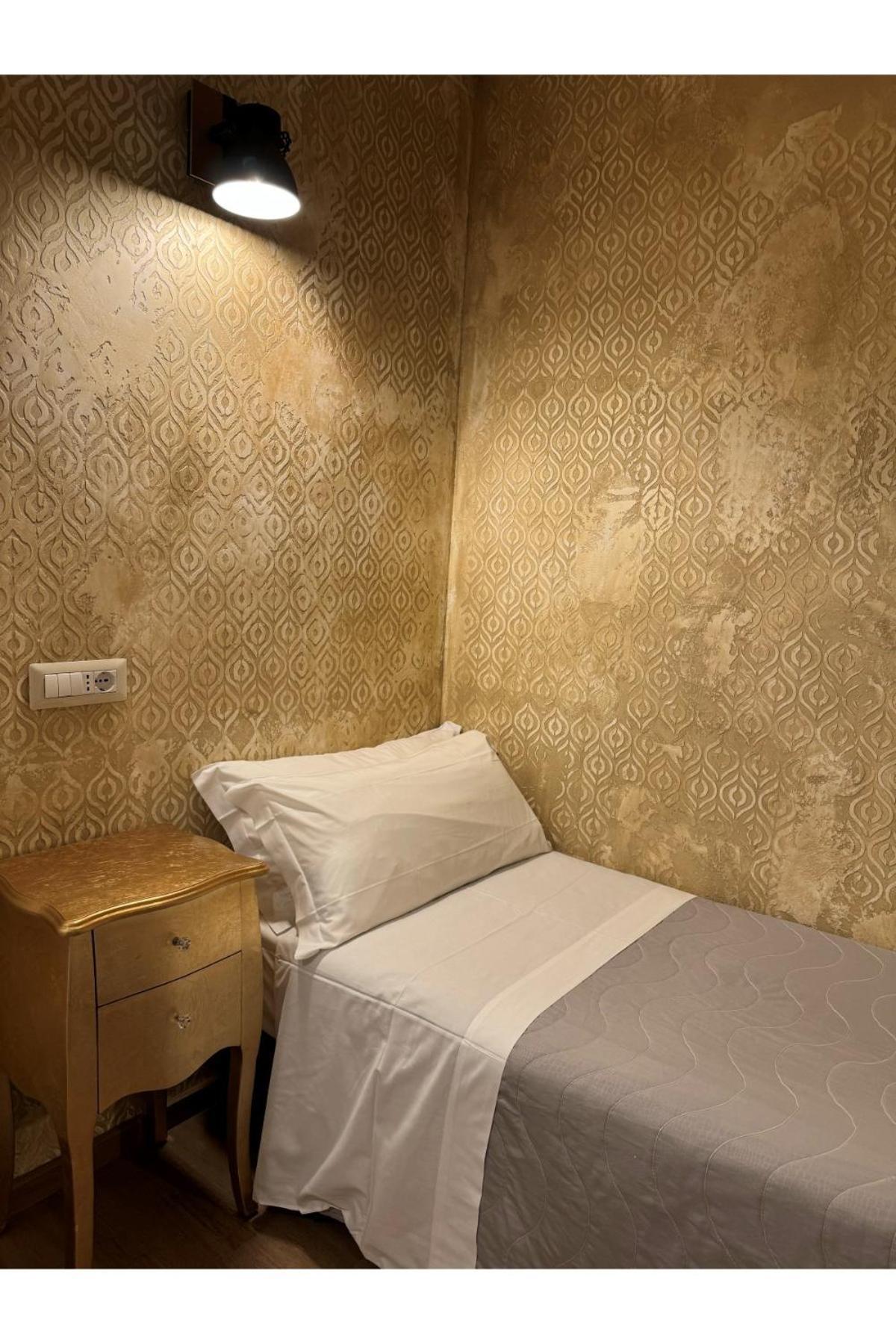 Dulcis In Pantheon Guest house