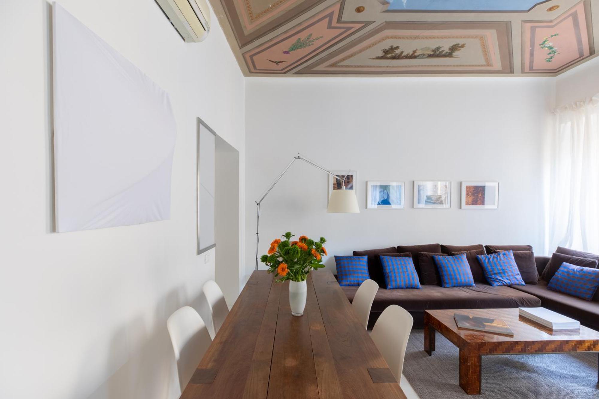 Apartment Iflat Charming & Comfy In The Heart Of *