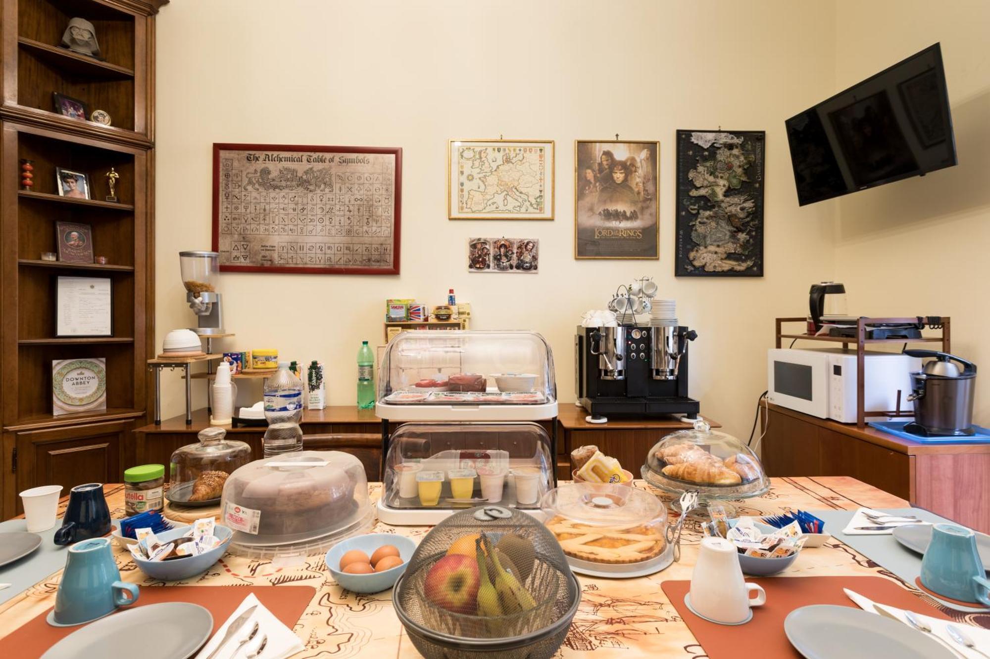 Bed & Breakfast Da Alessia Per Dormire Al Coppede 3*