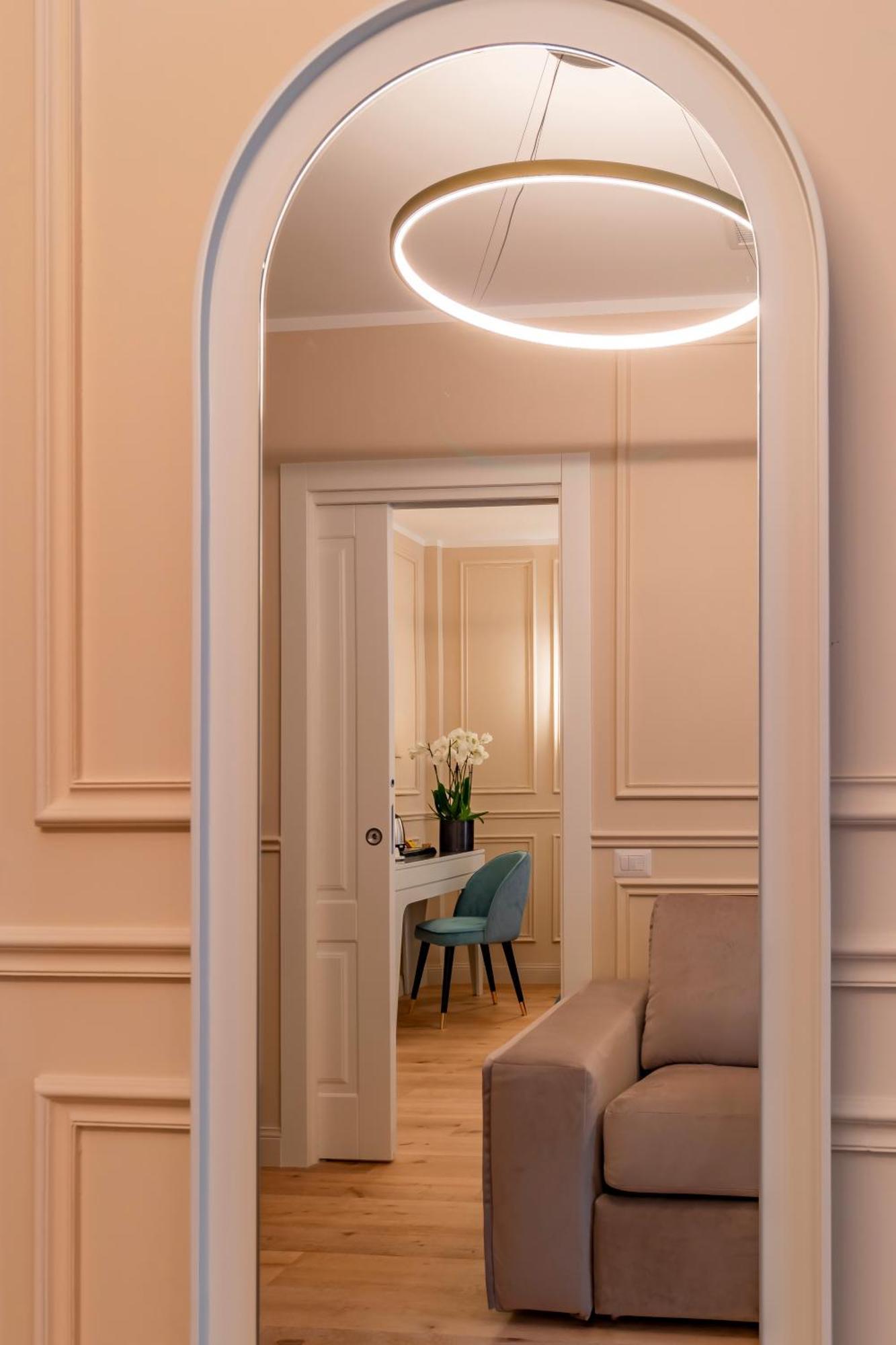 Trevi Imperial 3 *