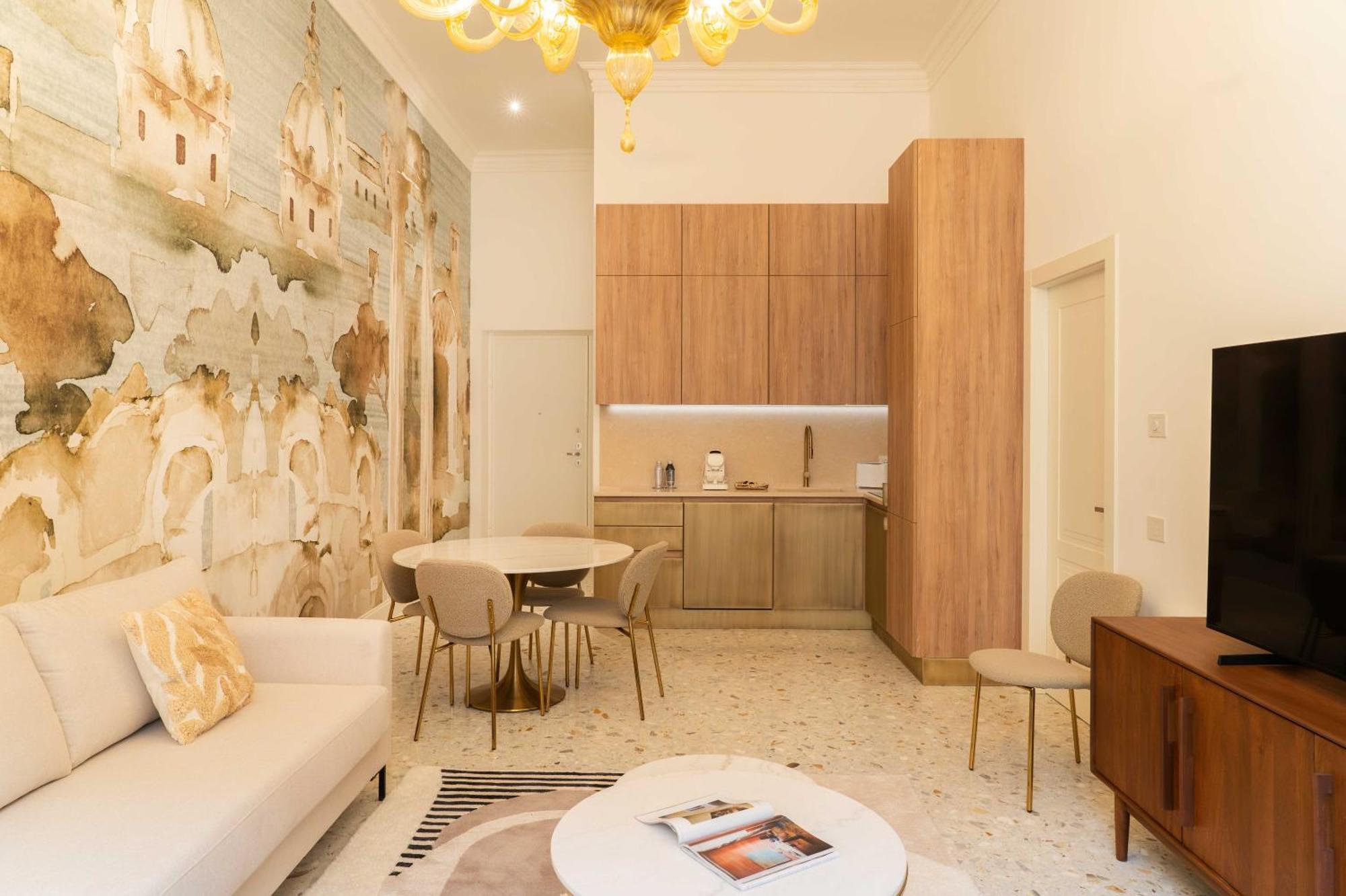 Maison Raggi Luxury