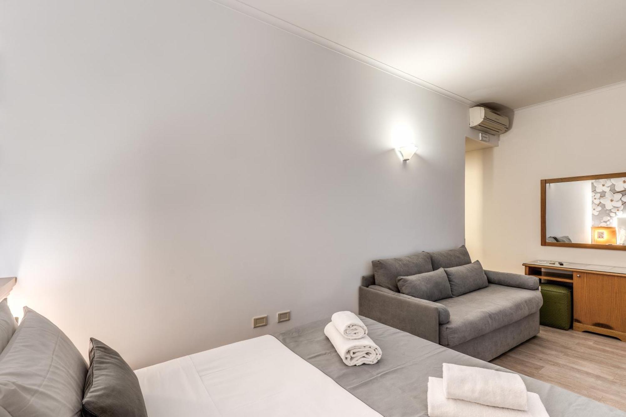 Dei Papi Guest house