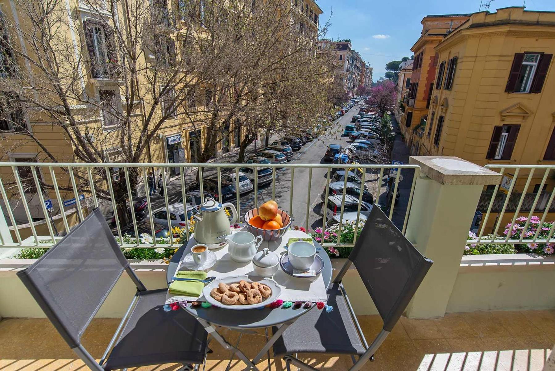 Apartment Baglivi 8 - Sapienza - Metro B Rome