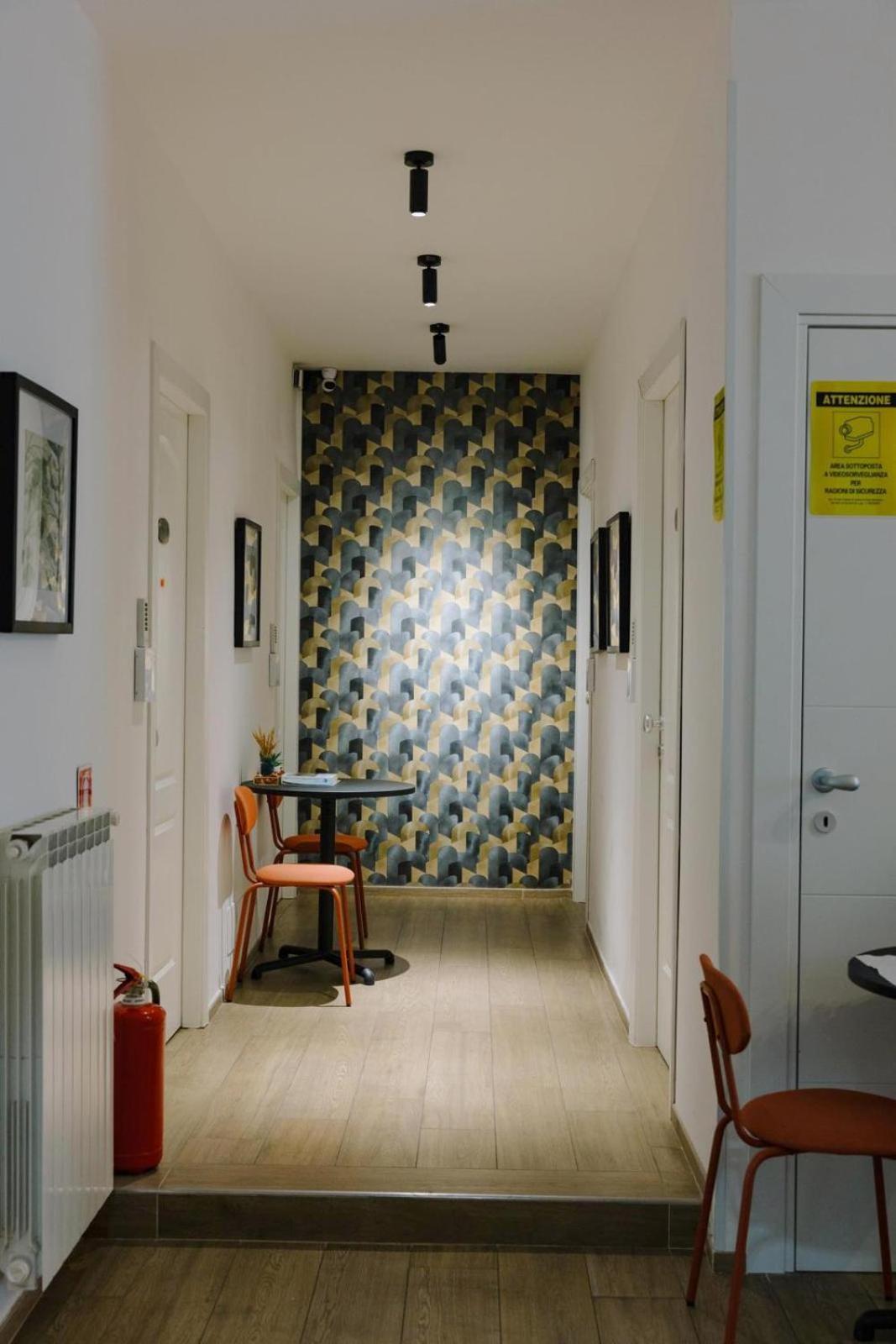 The B Place Cola Guest house Rome